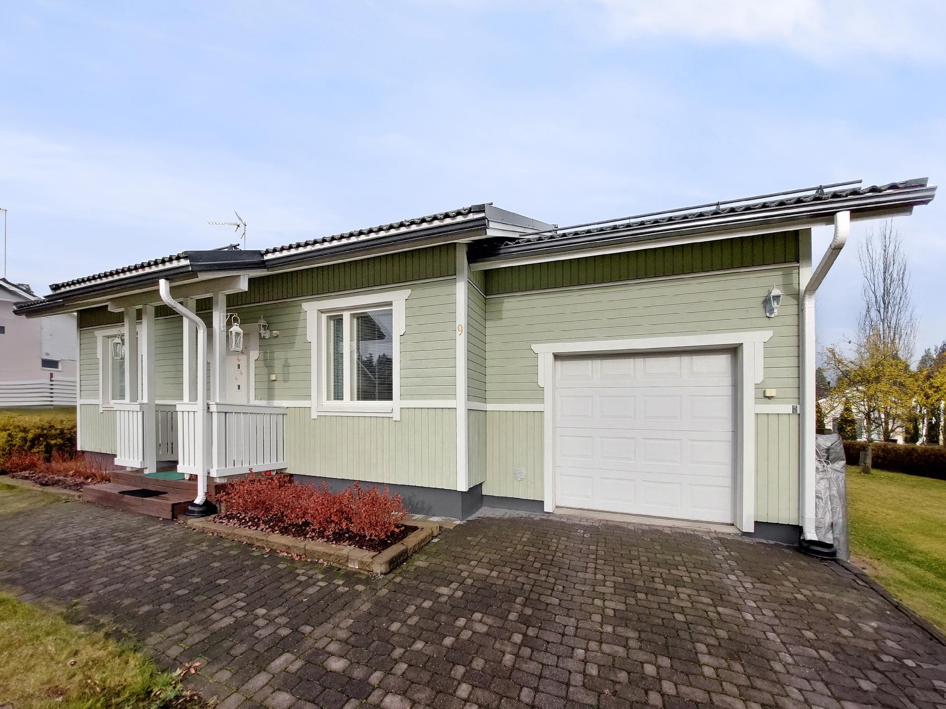 Uuhenkuja 9, Pässiniemi, Imatra