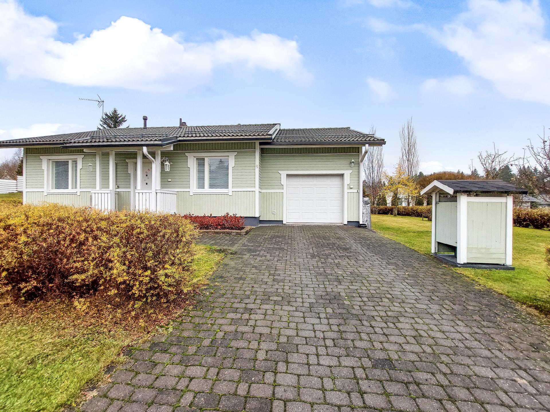 Uuhenkuja 9, Pässiniemi, Imatra