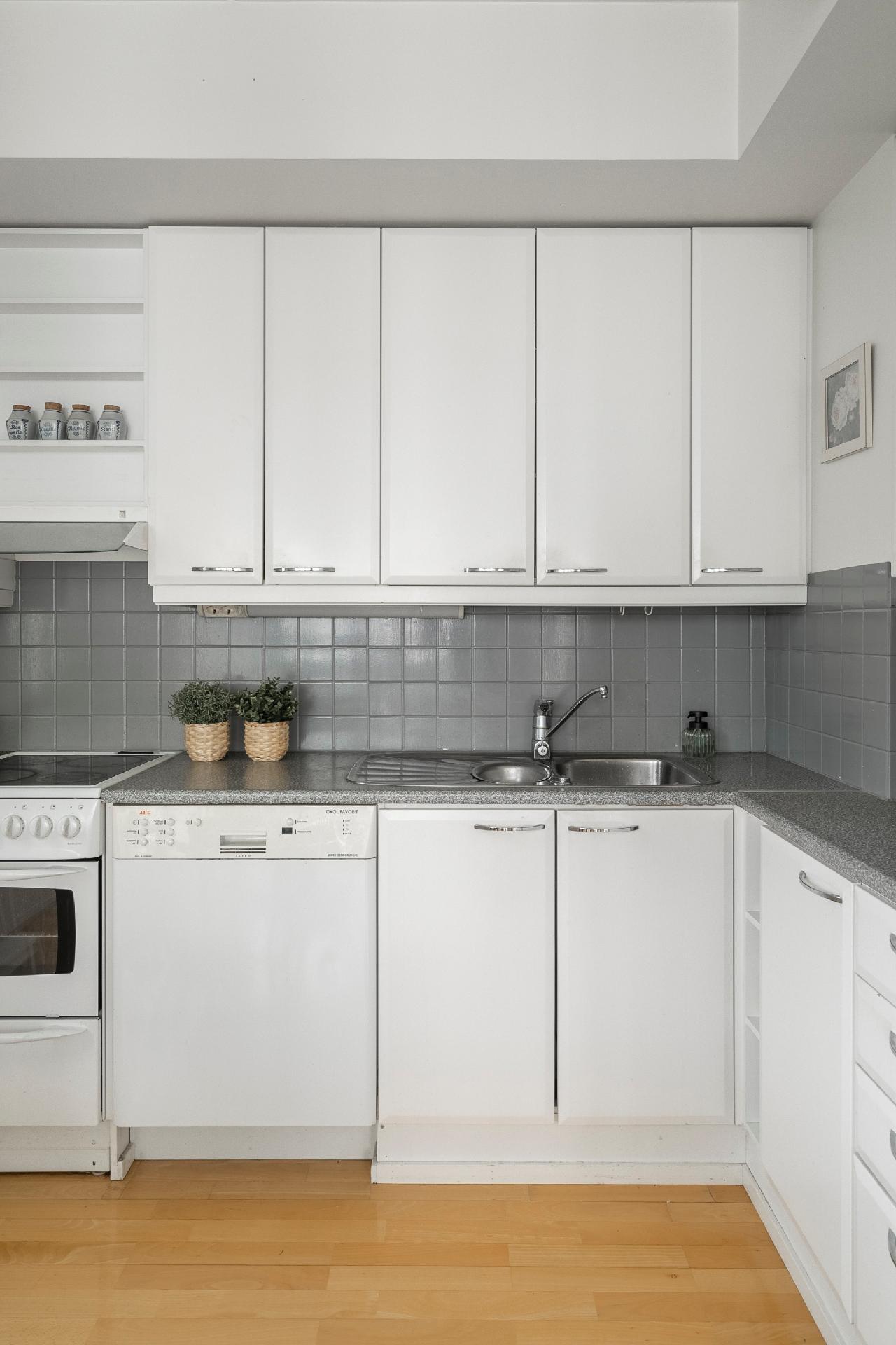 Pohjavedenkatu 12, Vuosaari, Helsinki