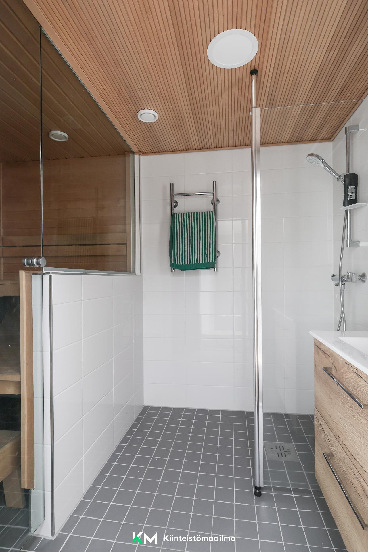 Linjasaneeraus juuri valmistunut