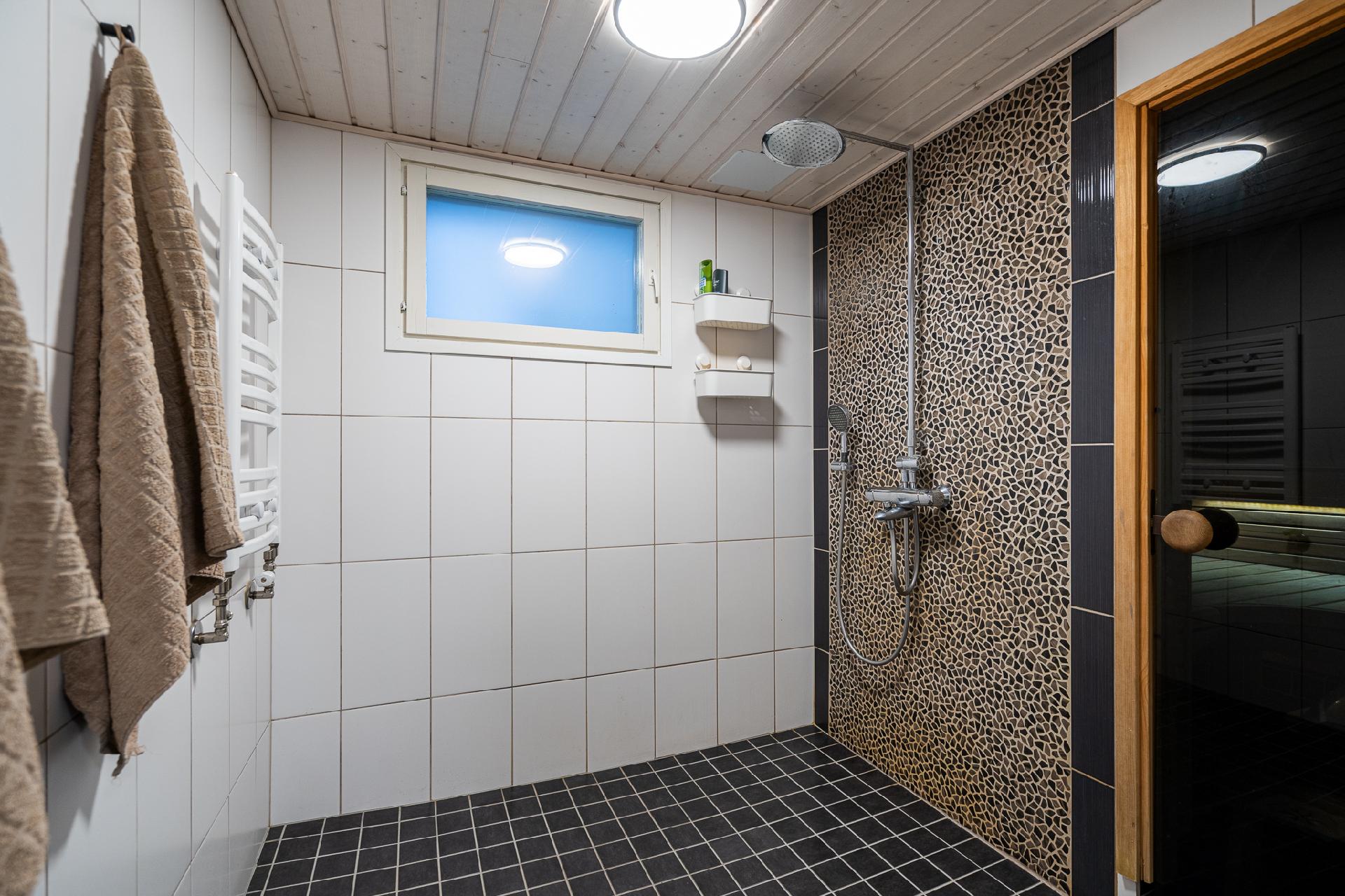 Taimitie 10, Kasvitarhan Alue, Kangasala