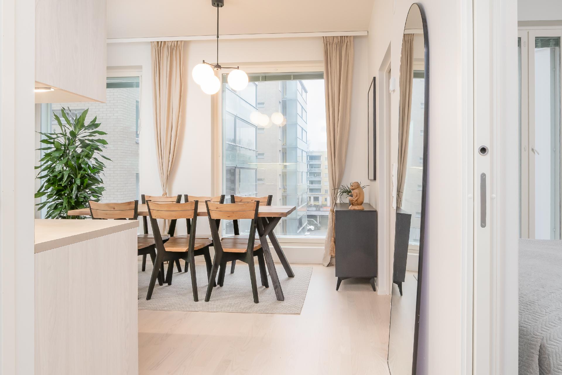 Laajaniitynkuja 13, Martinlaakso, Vantaa