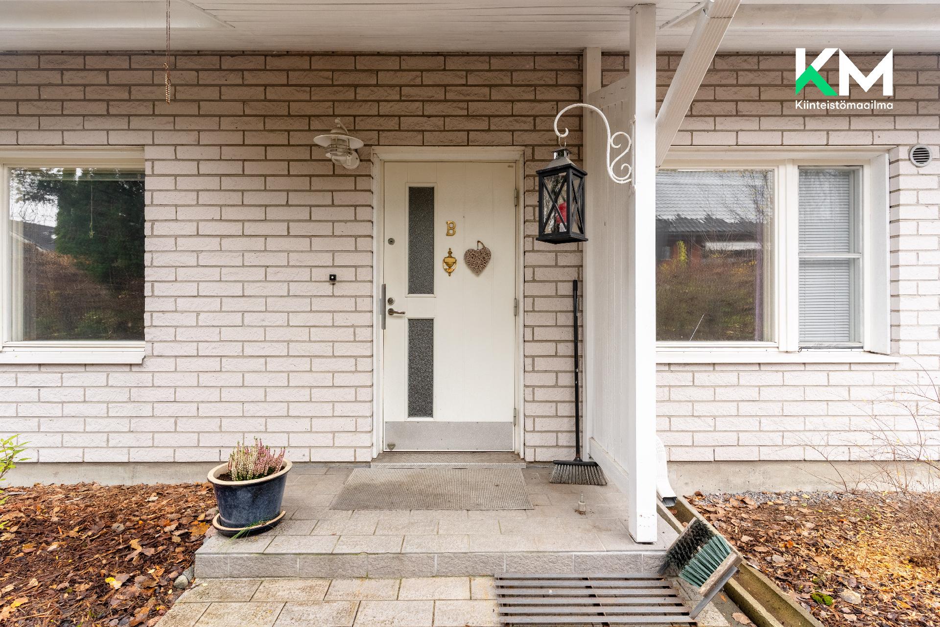 Osuuskunnantie 37, Länsi-Pakila, Helsinki