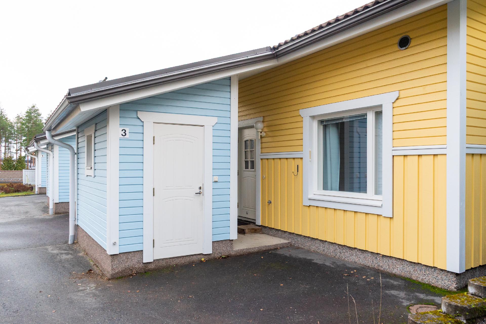 Etupihalla varastotilaa