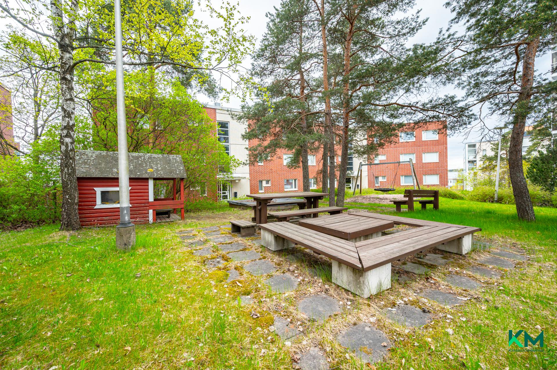 Armas Launiksen katu 8, Leppävaara, Espoo