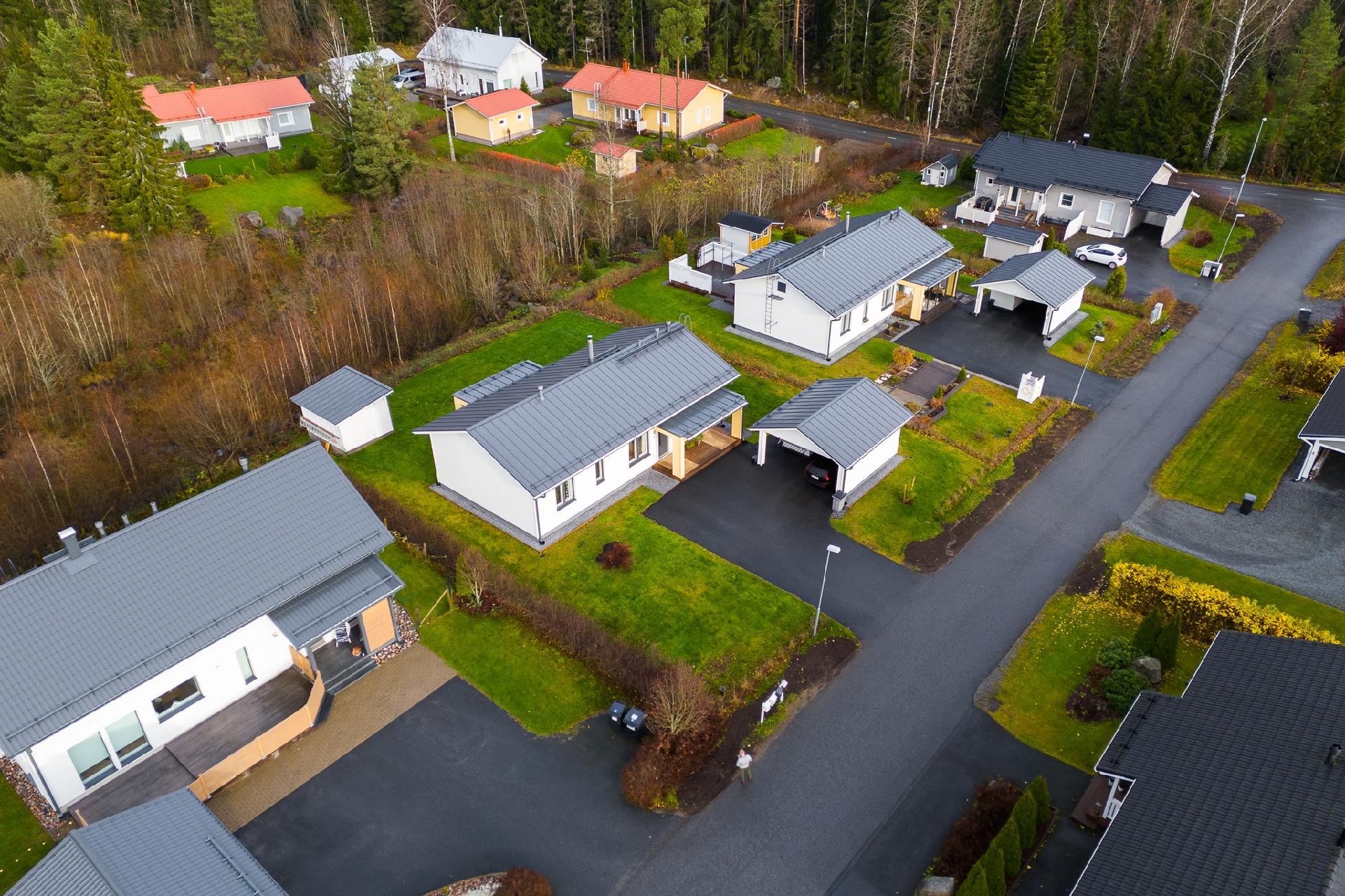 Näädänpolku 6, Kärjenniemi, Valkeakoski