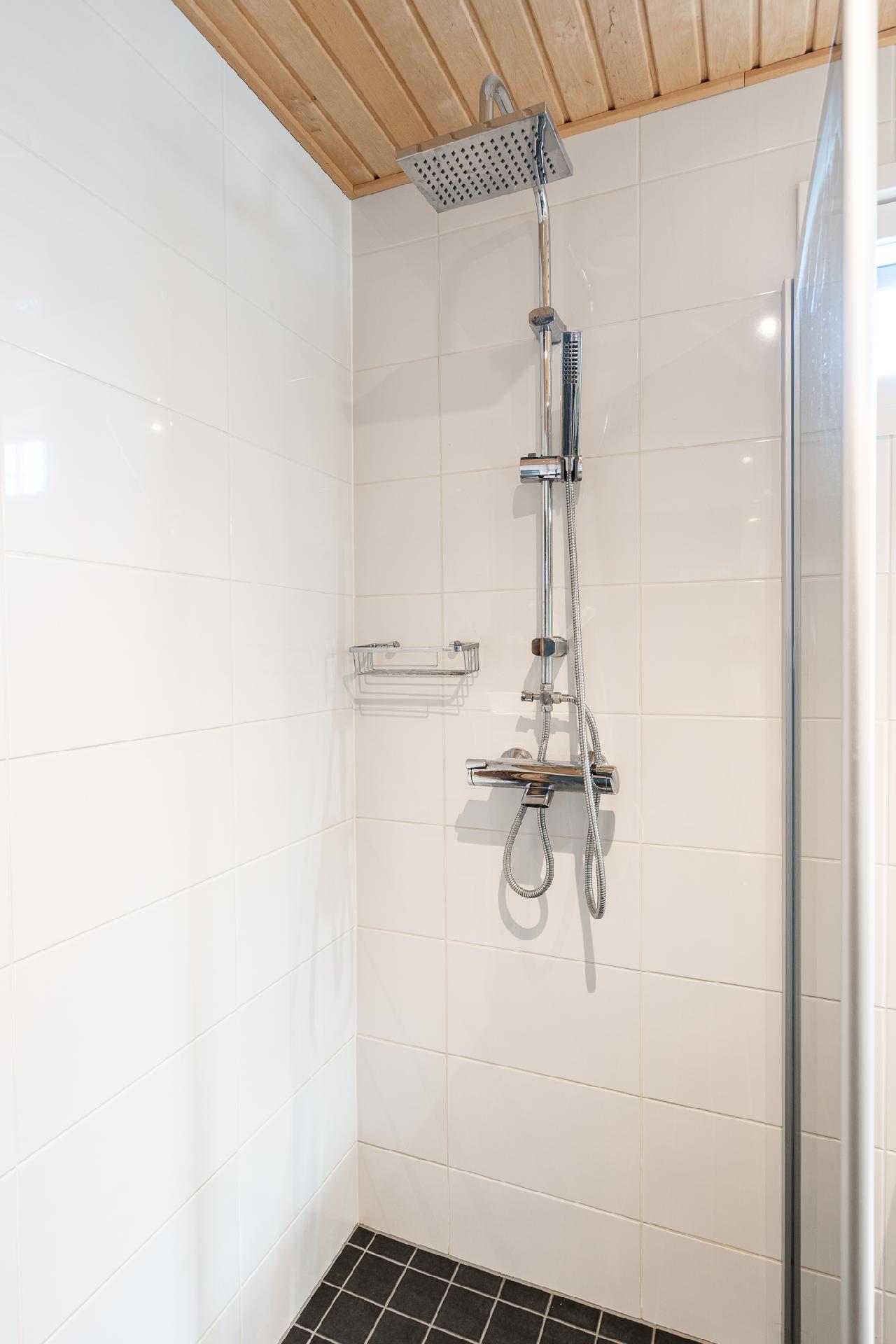 Näädänpolku 6, Kärjenniemi, Valkeakoski