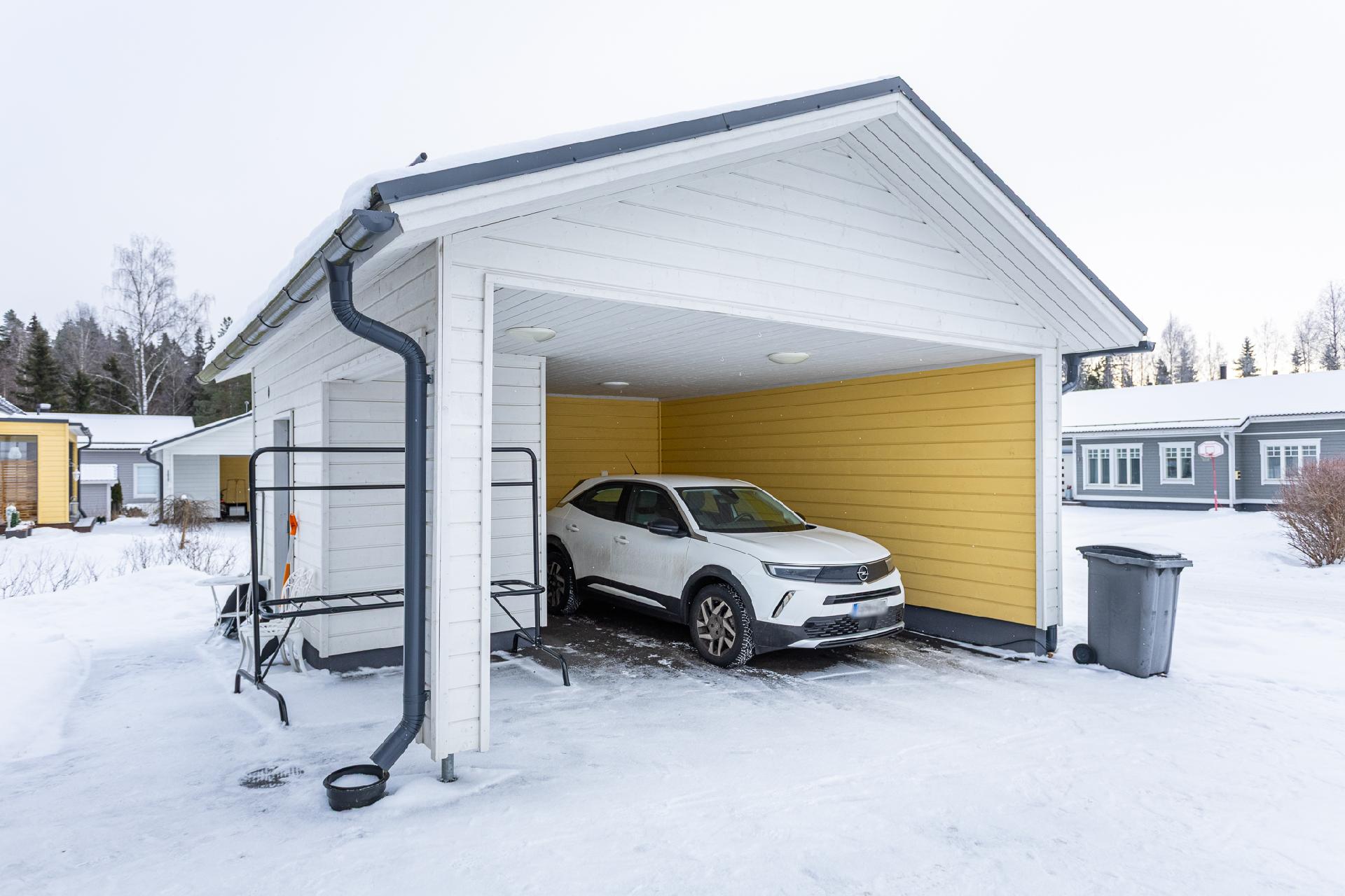 Näädänpolku 6, Kärjenniemi, Valkeakoski