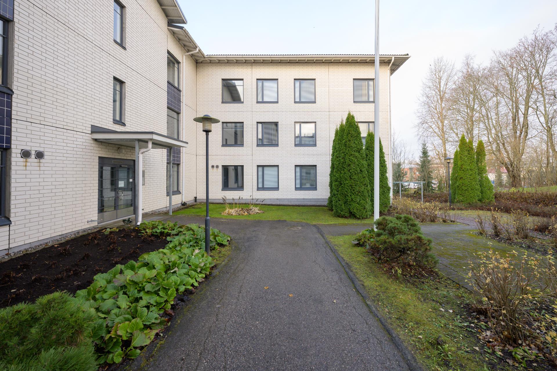 Kirstaantie 2, Kirkonkylä, Nurmijärvi