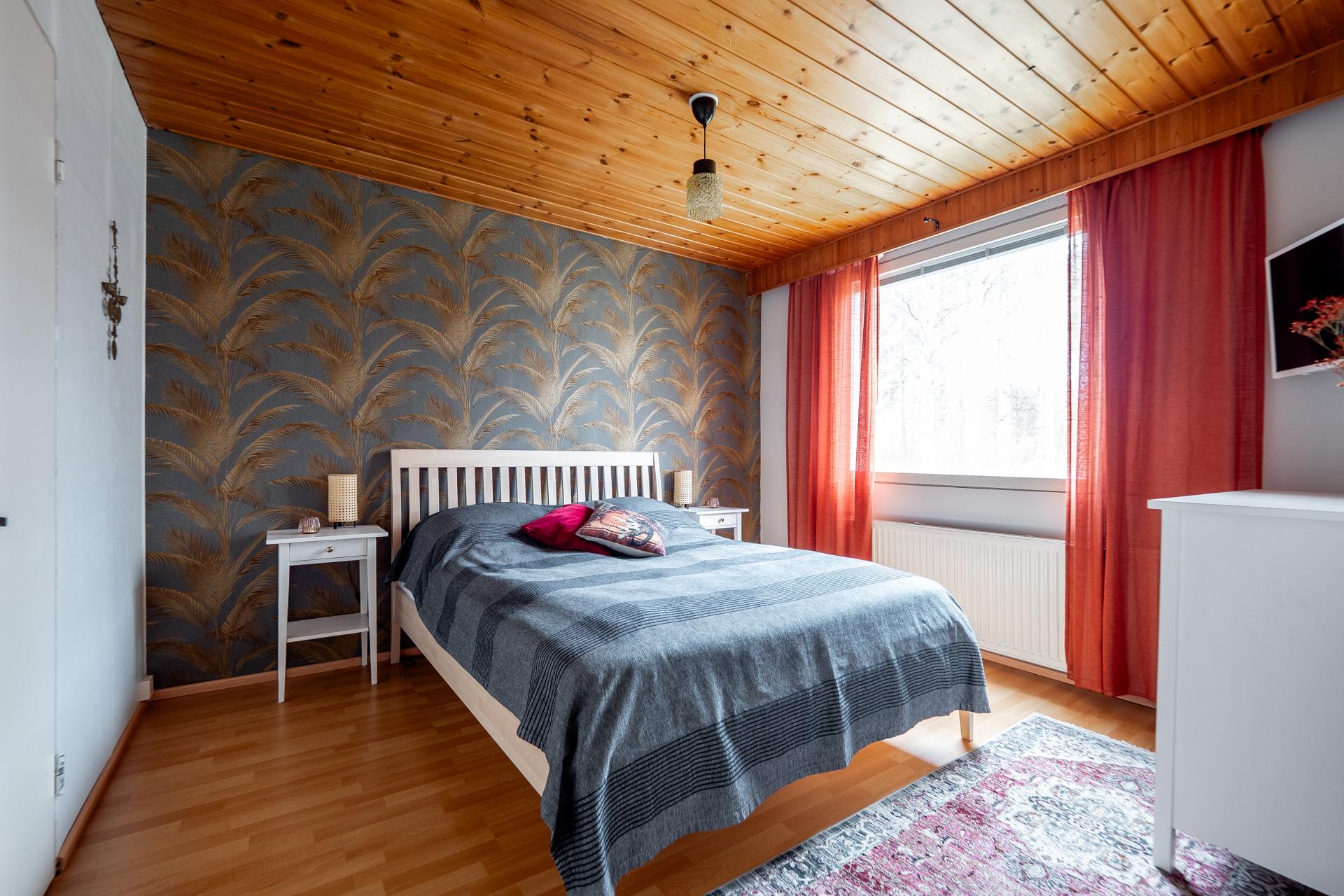 Raparperikuja 6, Oulunsalo, Oulu