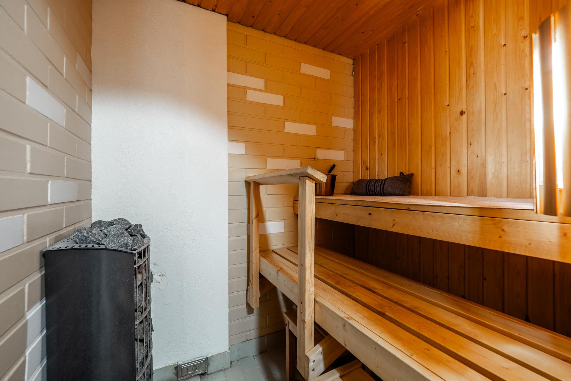 Raparperikuja 6, Oulunsalo, Oulu