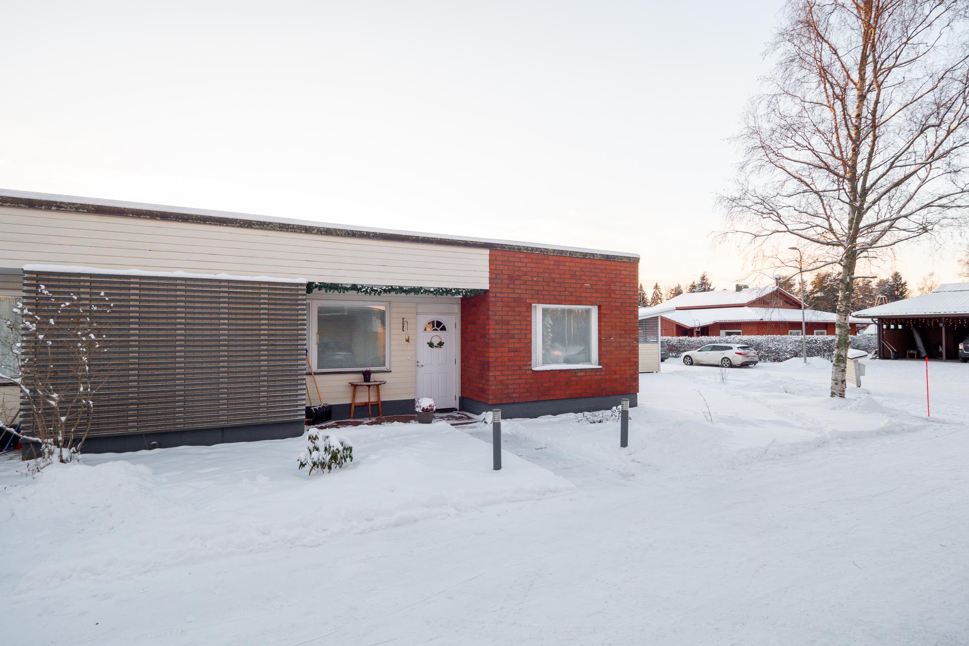 Raparperikuja 6, Oulunsalo, Oulu