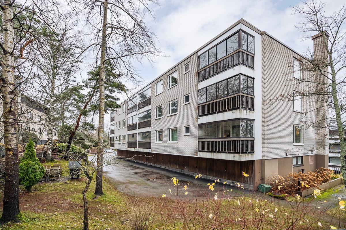 Koillisväylä 15, Lauttasaari, Helsinki