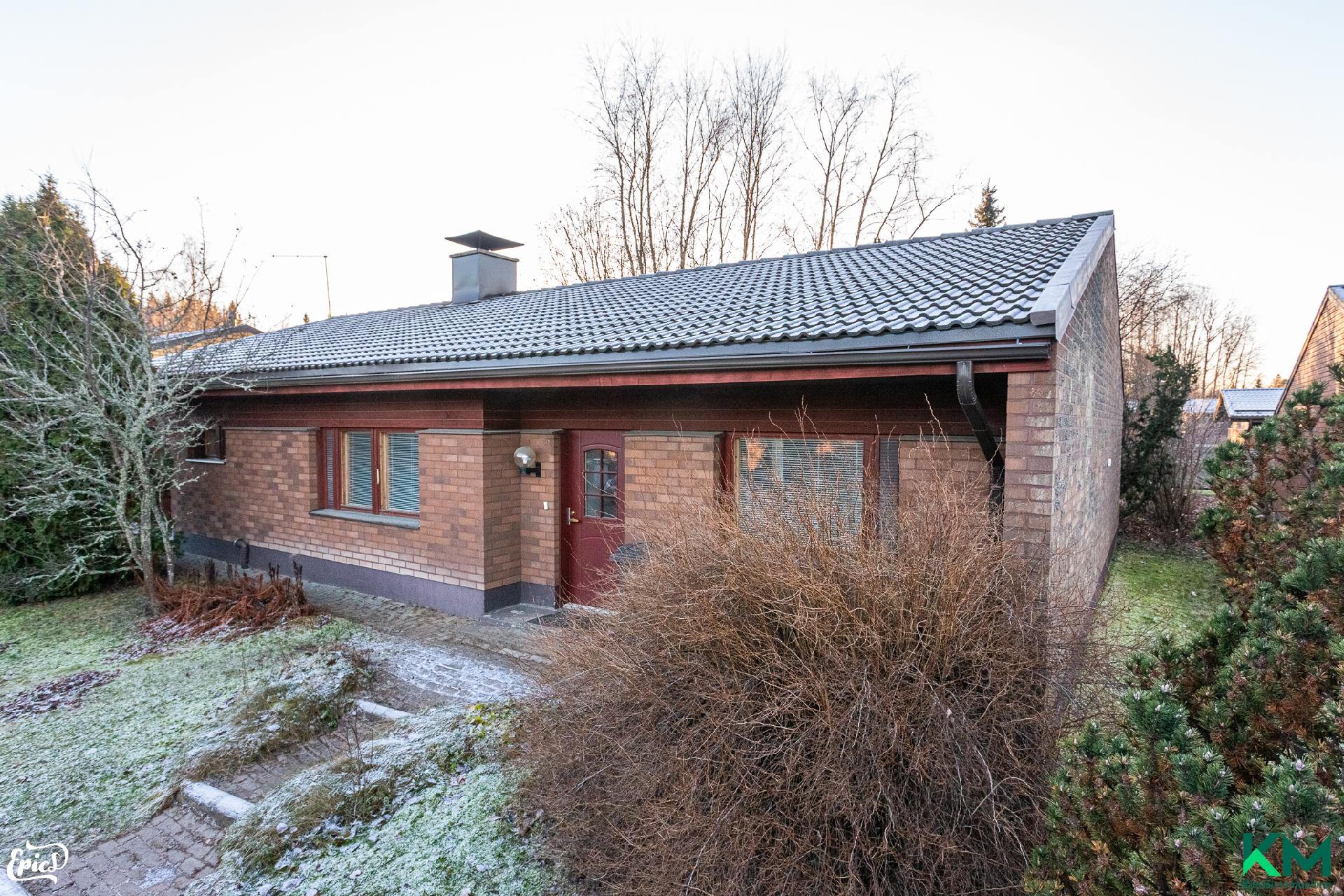 Naavakatu 6, Haukiluoma, Tampere