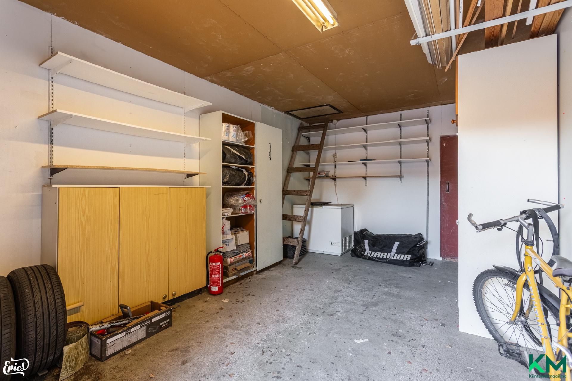 Naavakatu 6, Haukiluoma, Tampere