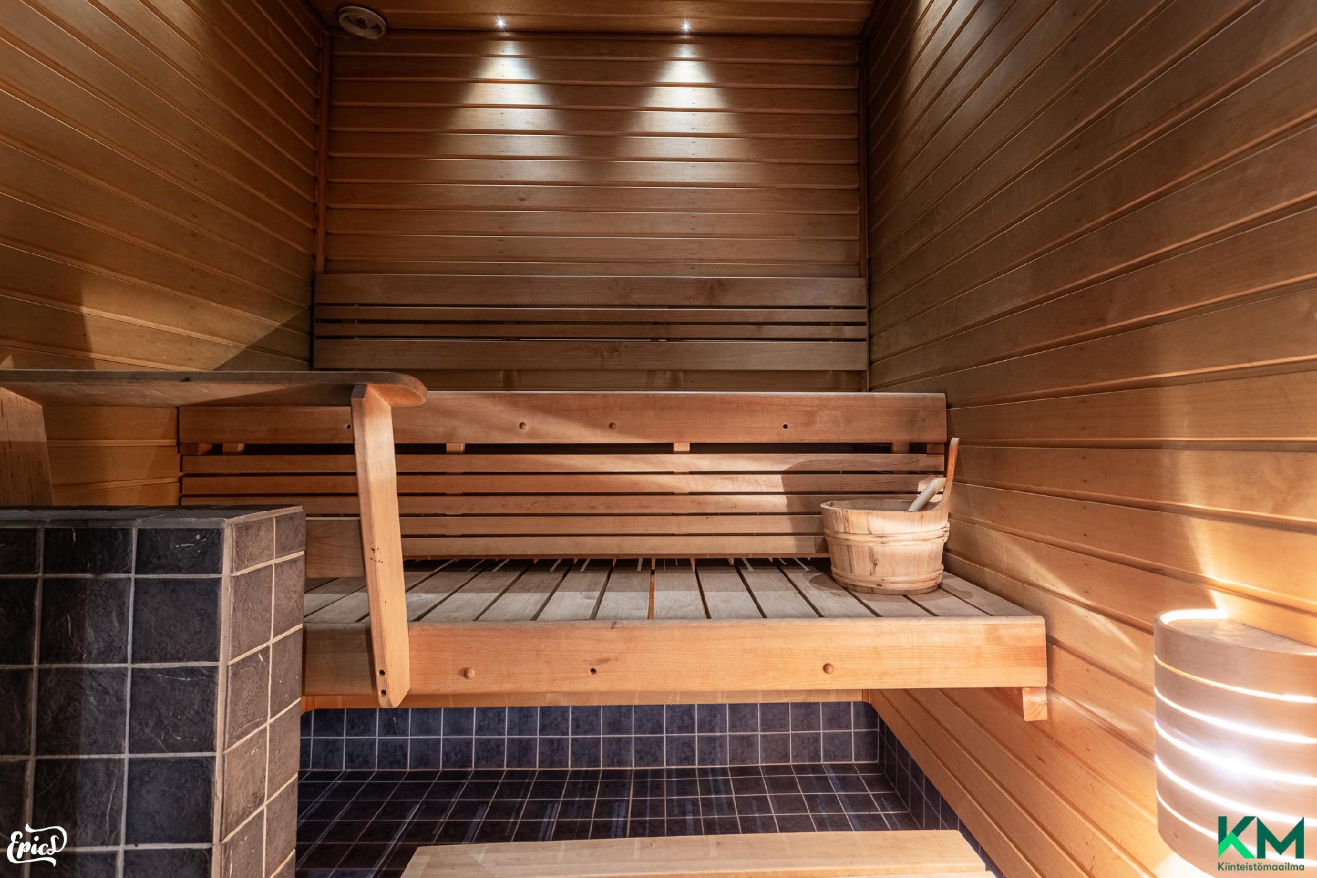 Naavakatu 6, Haukiluoma, Tampere