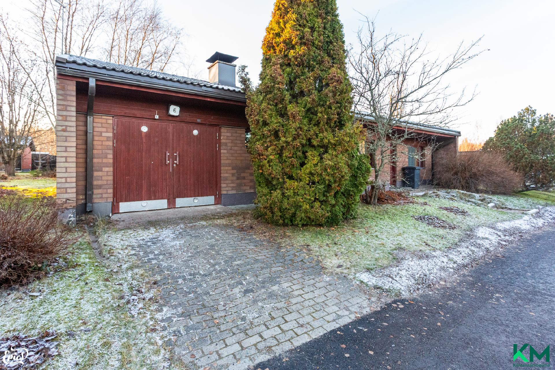 Naavakatu 6, Haukiluoma, Tampere