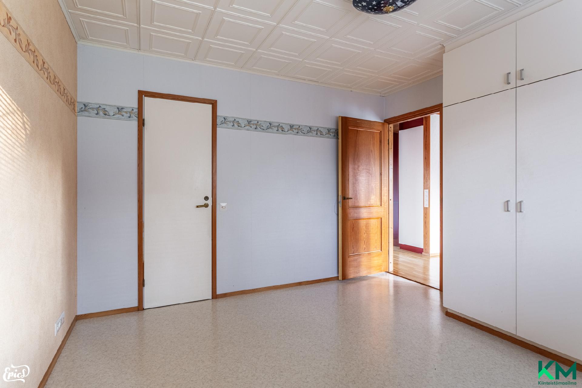 Naavakatu 6, Haukiluoma, Tampere