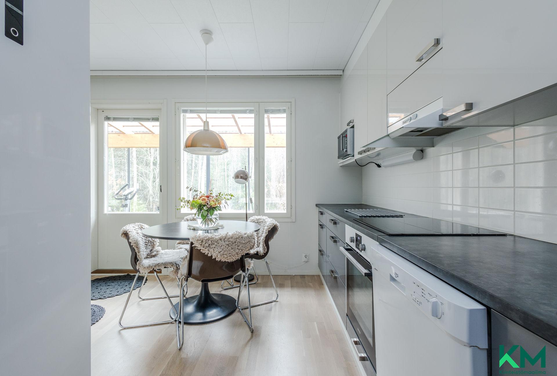 Posteljooninkatu 2, Karisto, Lahti