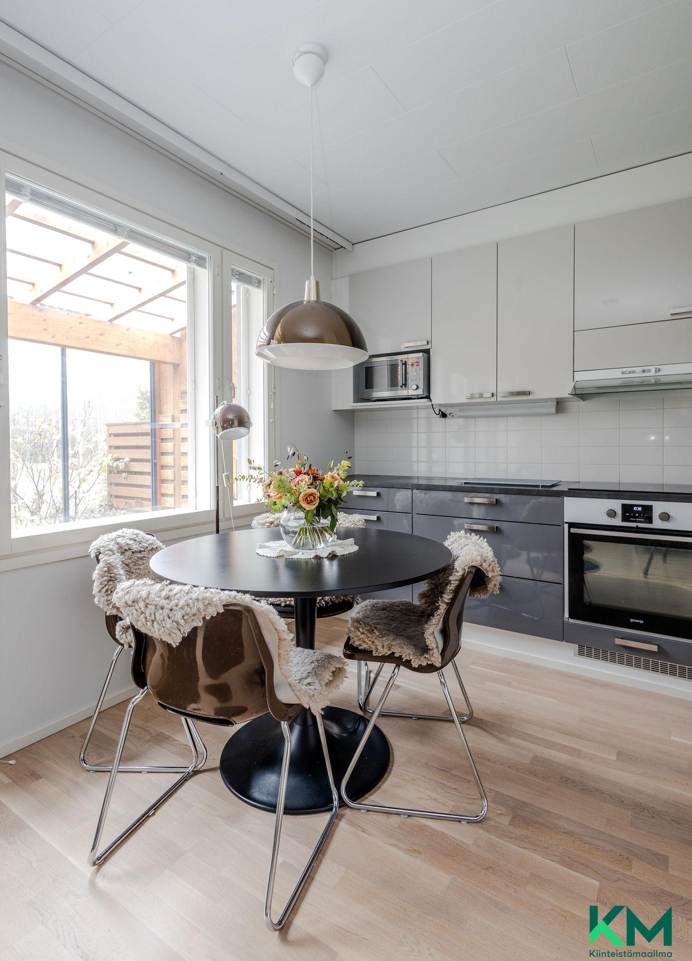 Posteljooninkatu 2, Karisto, Lahti