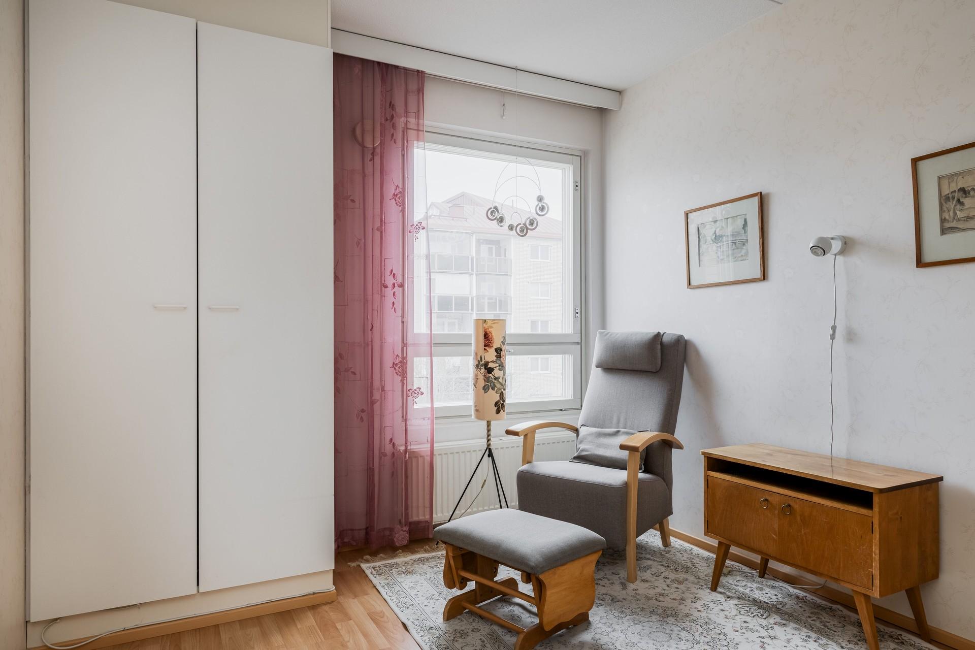 Iskostie 2, Myyrmäki, Vantaa