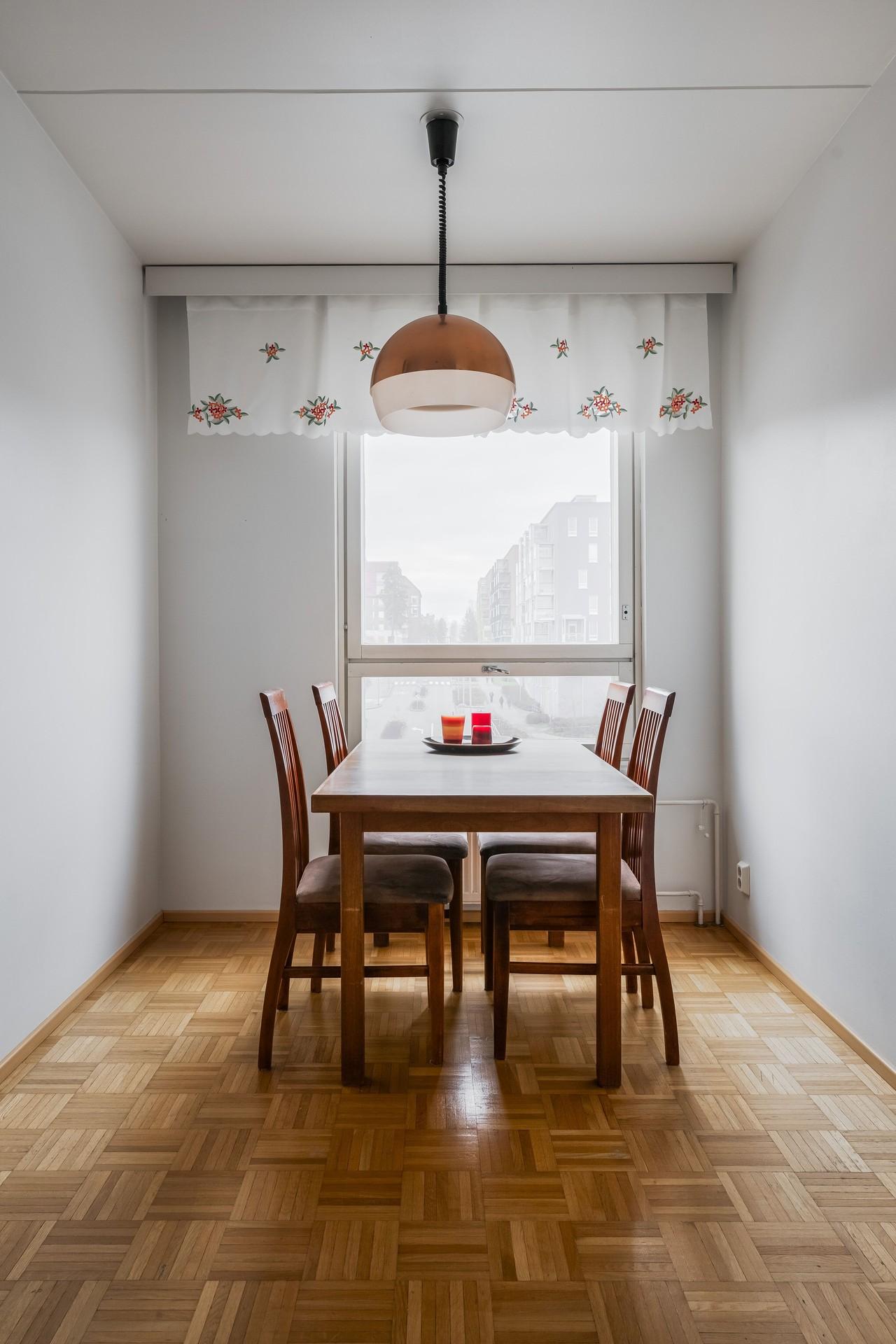 Iskostie 2, Myyrmäki, Vantaa