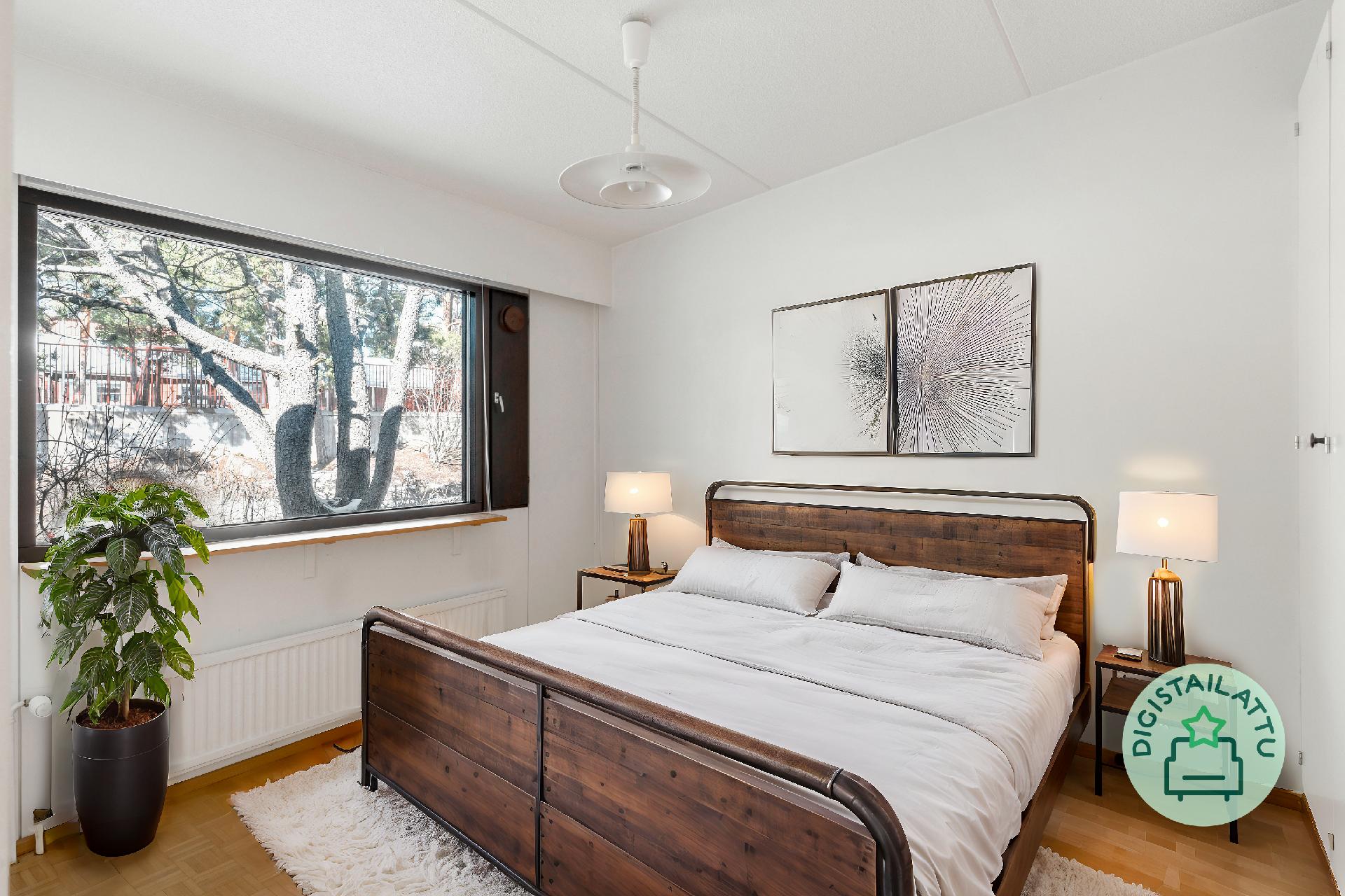 Keittiön viereinen makuuhuone digistailattuna.