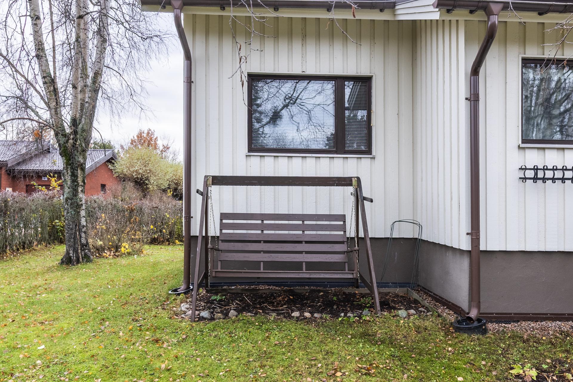 Sateenkaarentie 10, Suutarila, Helsinki