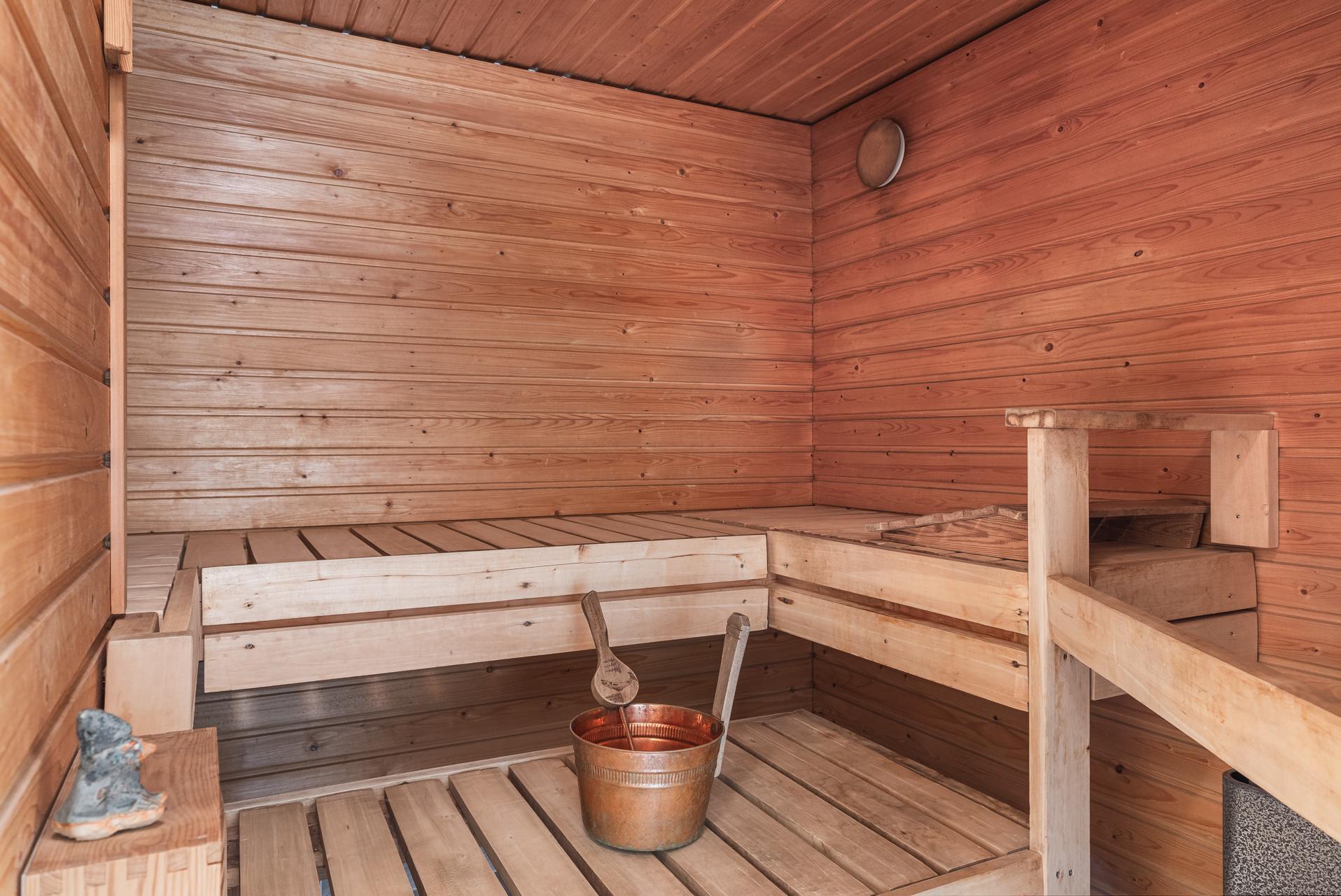 Sateenkaarentie 10, Suutarila, Helsinki