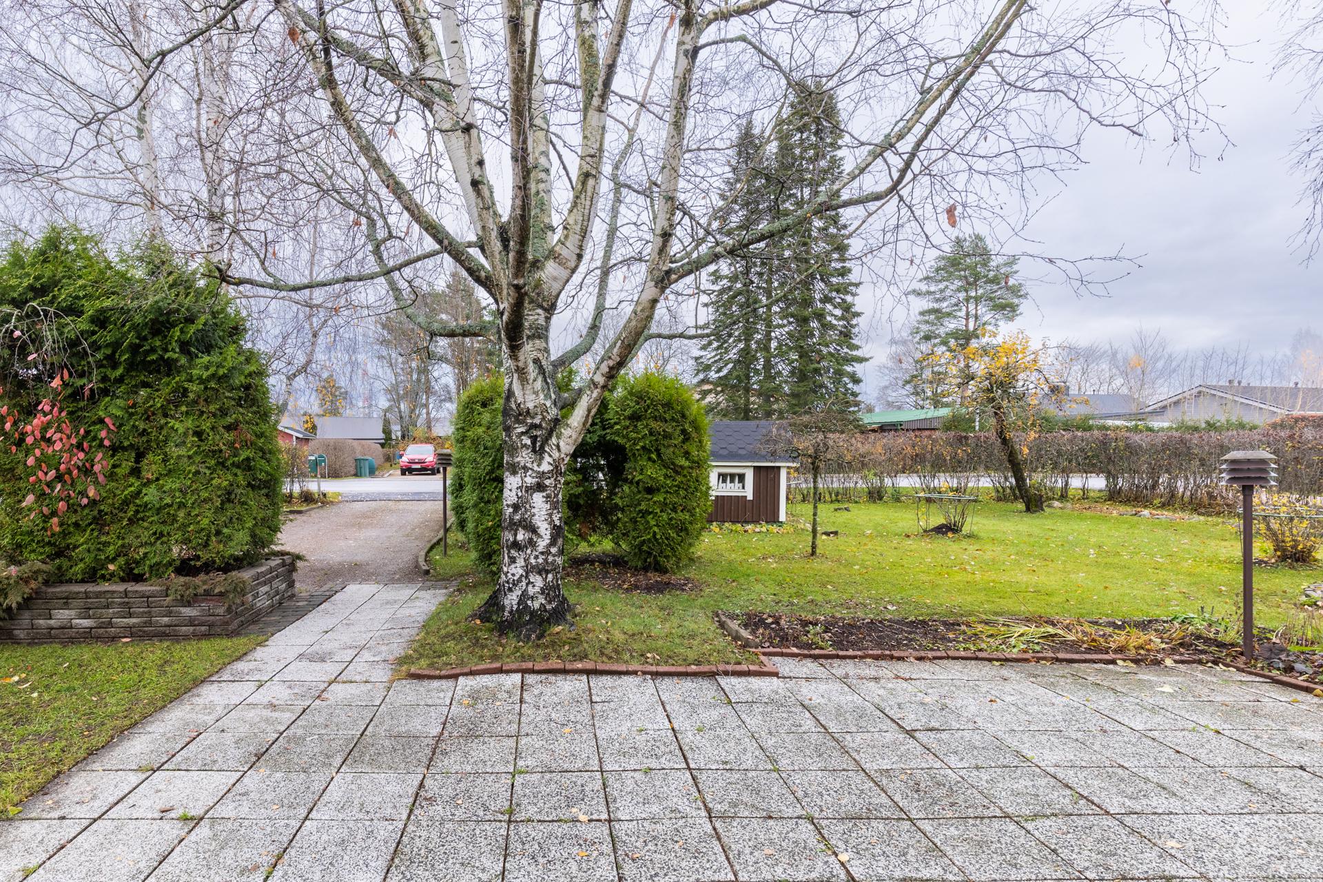 Sateenkaarentie 10, Suutarila, Helsinki