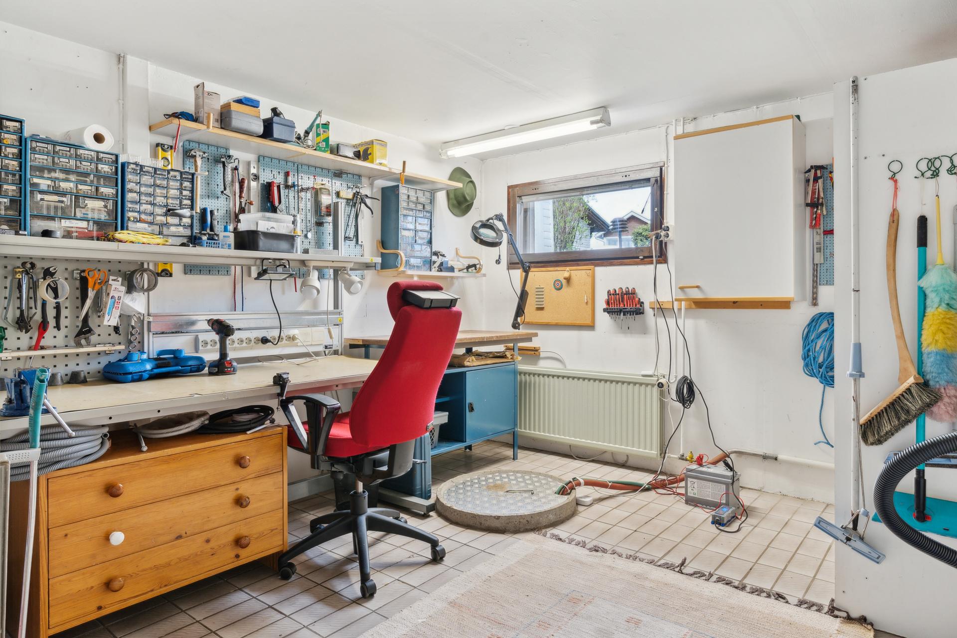 Sateenkaarentie 10, Suutarila, Helsinki