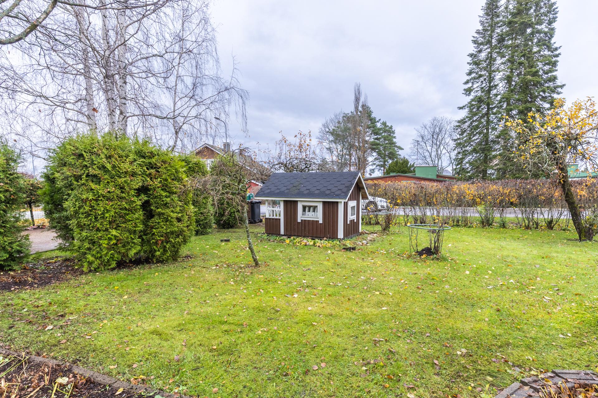 Sateenkaarentie 10, Suutarila, Helsinki