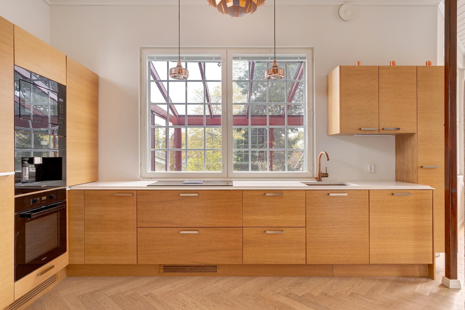 Jokiniementie 18, Veräjämäki, Helsinki