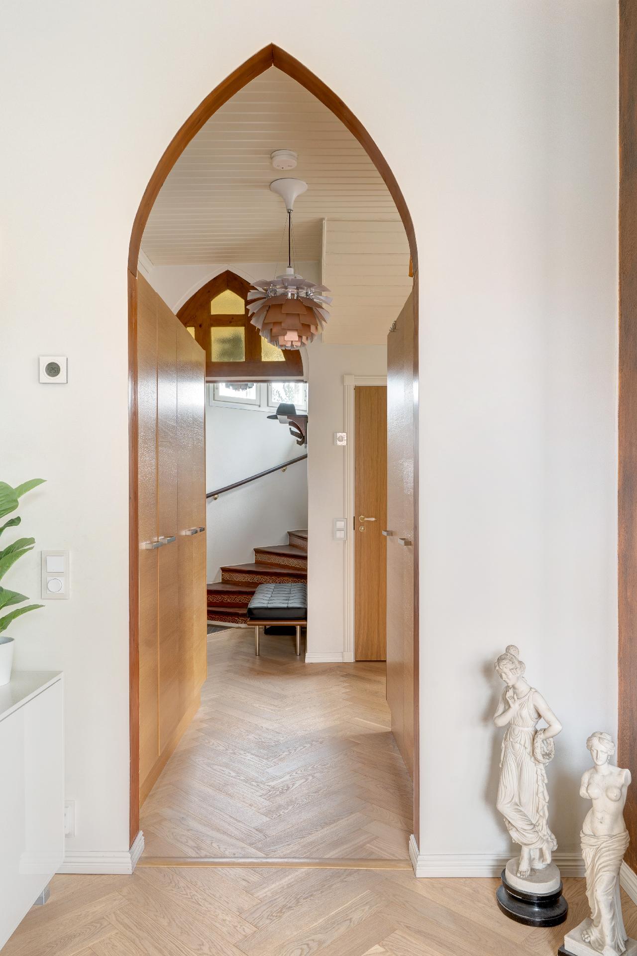 Jokiniementie 18, Veräjämäki, Helsinki