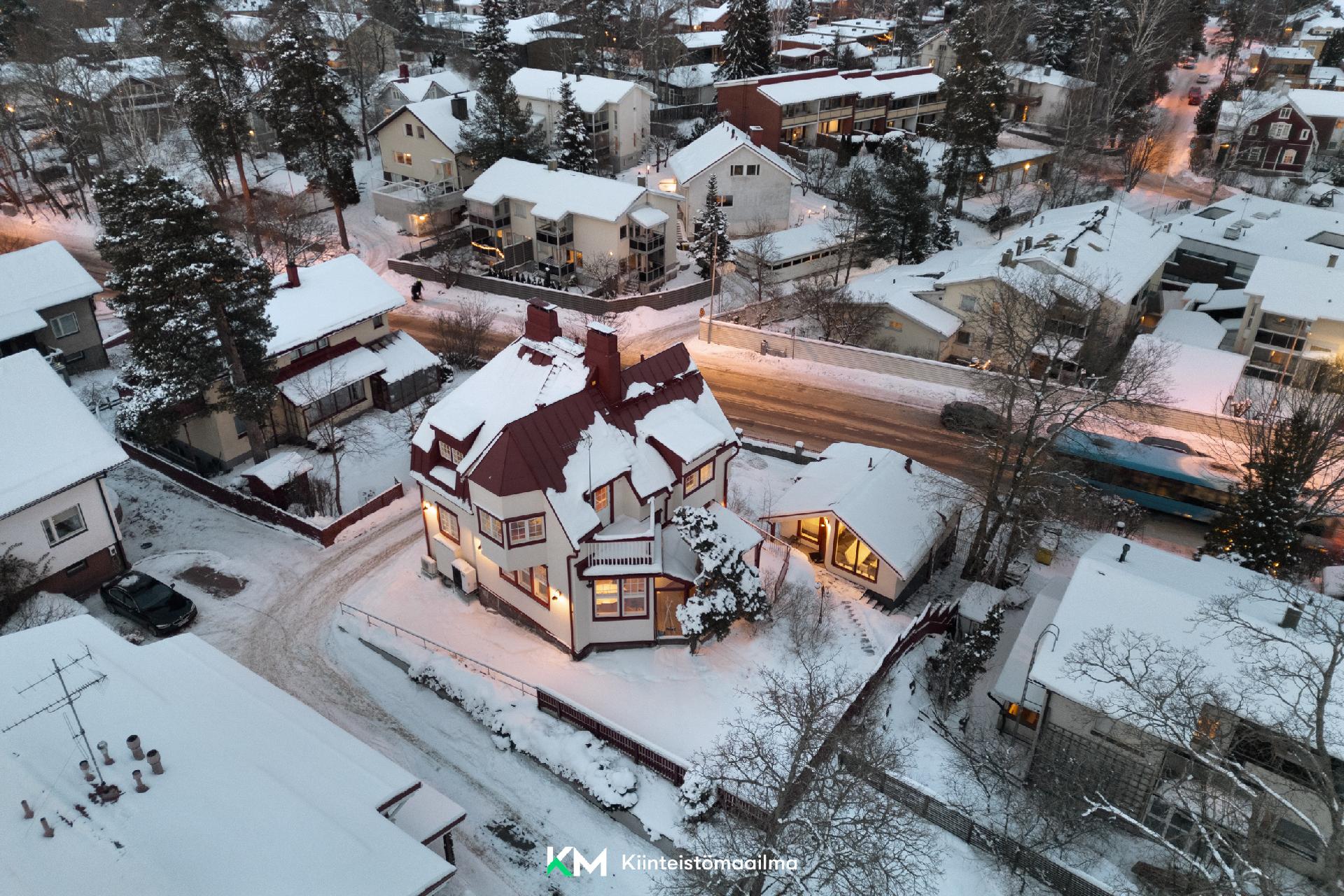 Jokiniementie 18, Veräjämäki, Helsinki