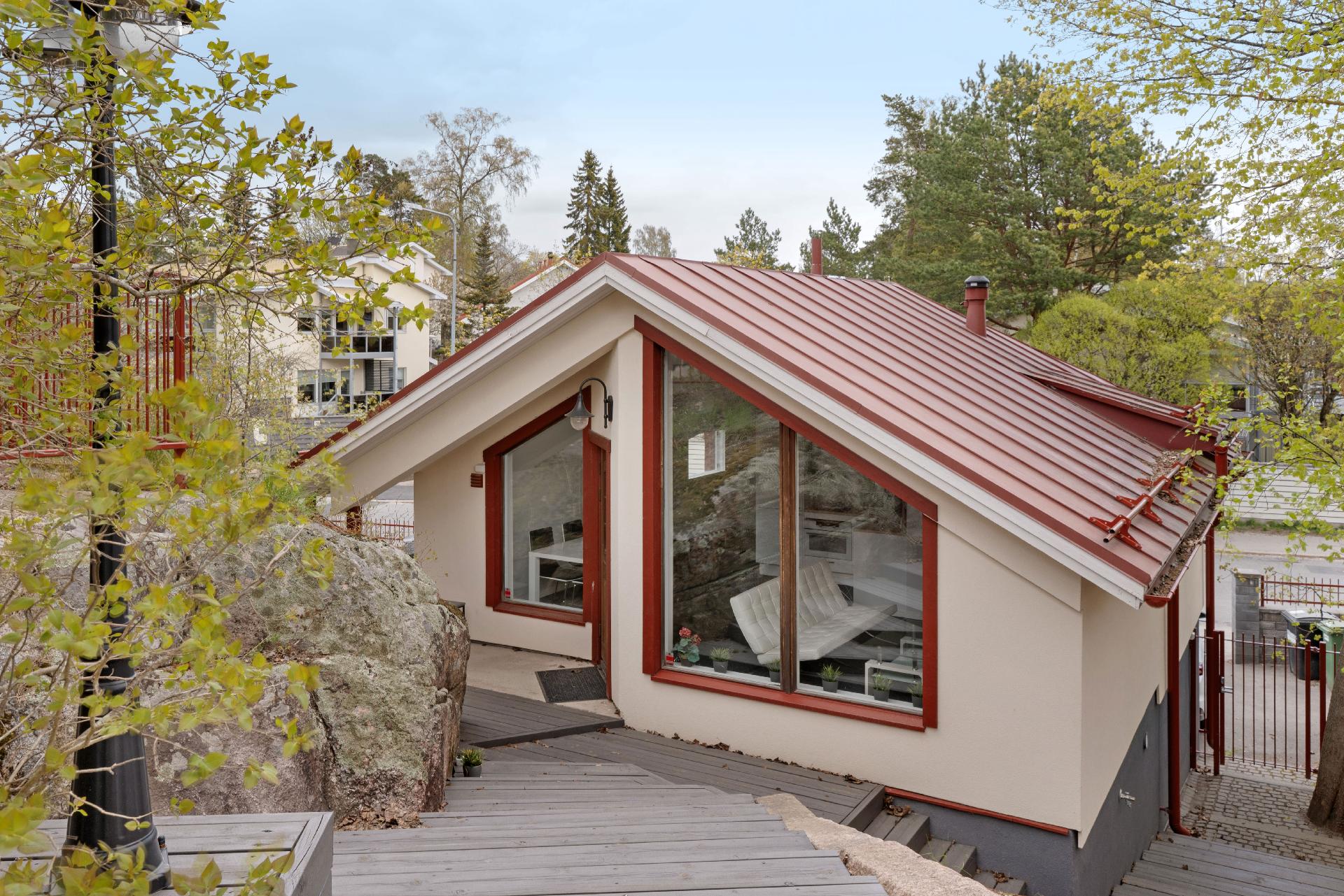 Jokiniementie 18, Veräjämäki, Helsinki