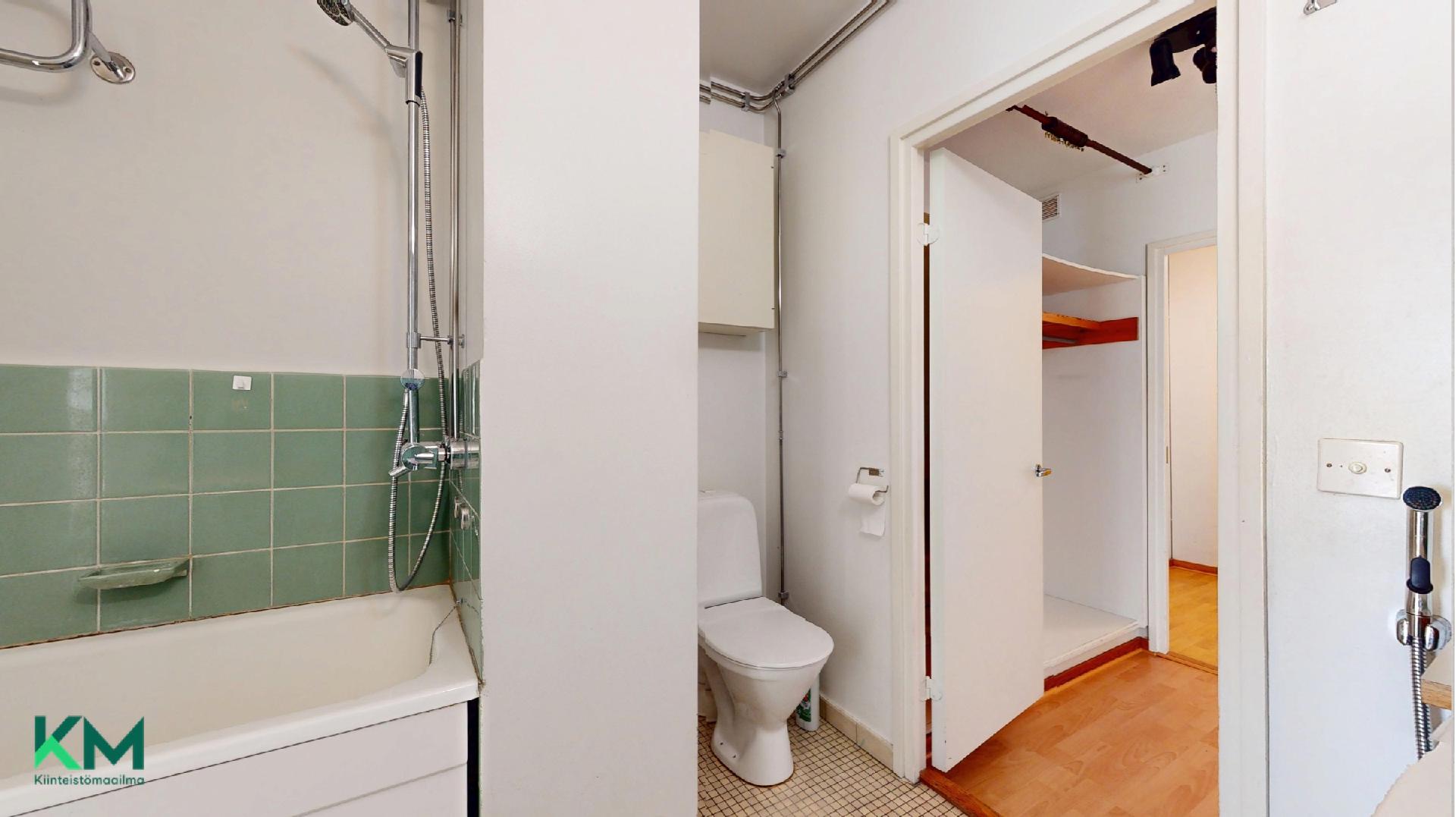 Koulukatu 3-5, Keskusta, Vaasa