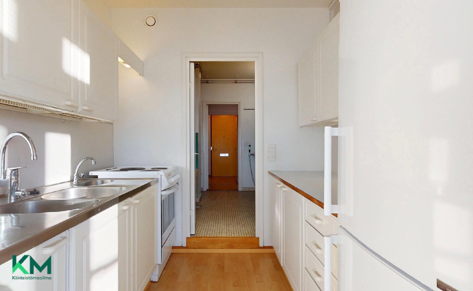 Koulukatu 3-5, Keskusta, Vaasa