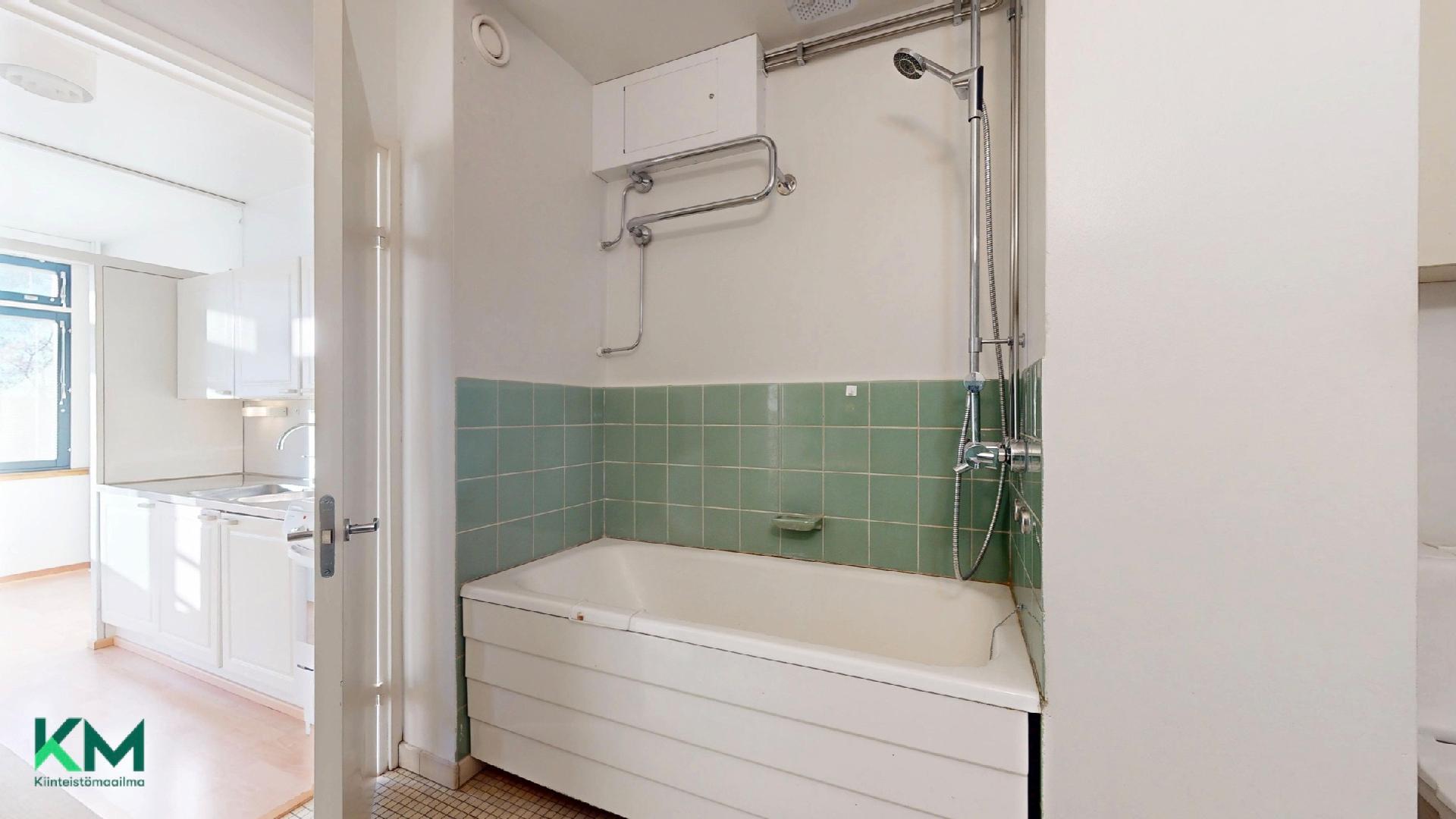 Koulukatu 3-5, Keskusta, Vaasa