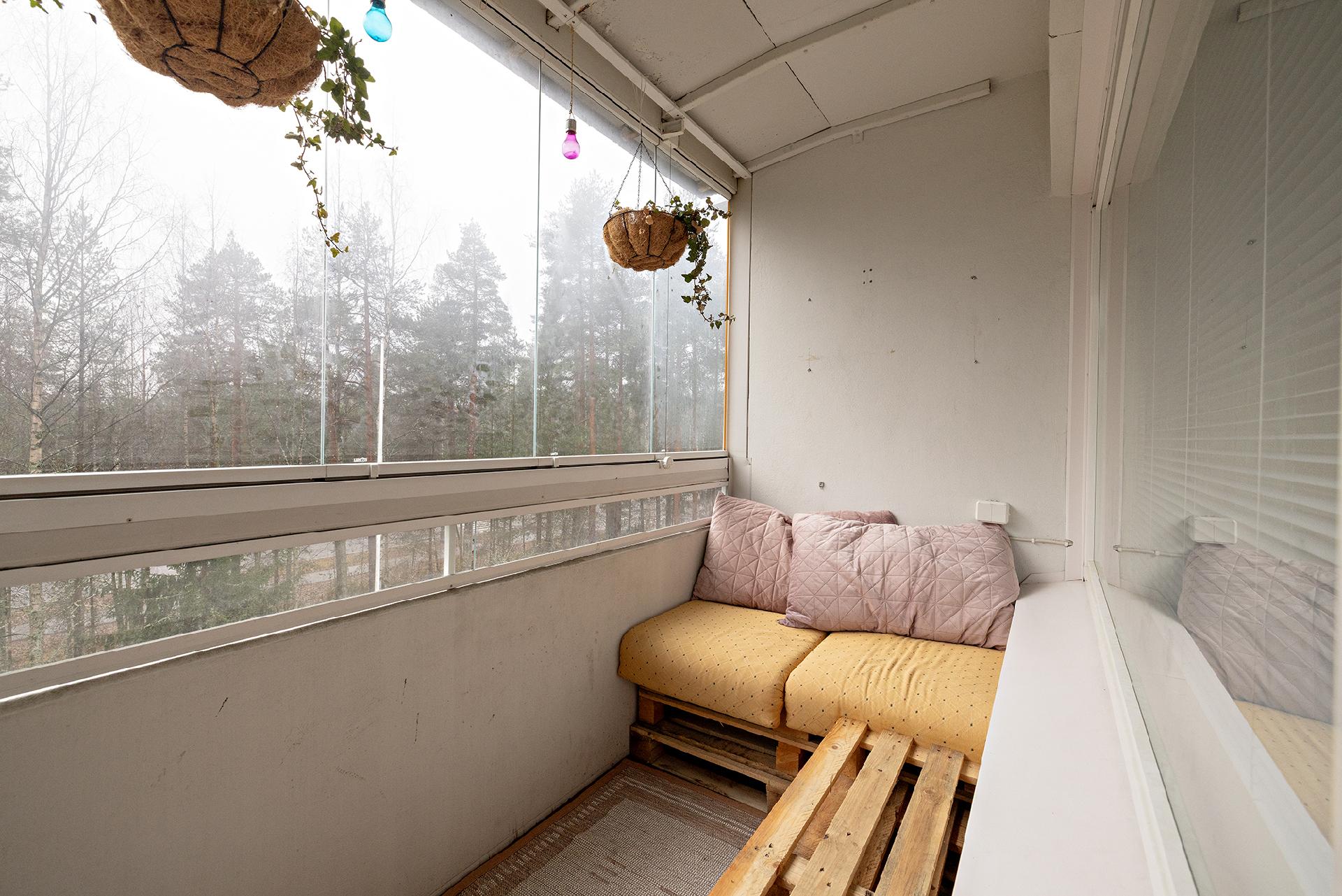 Jalohaukantie 2, Kaukovainio, Oulu