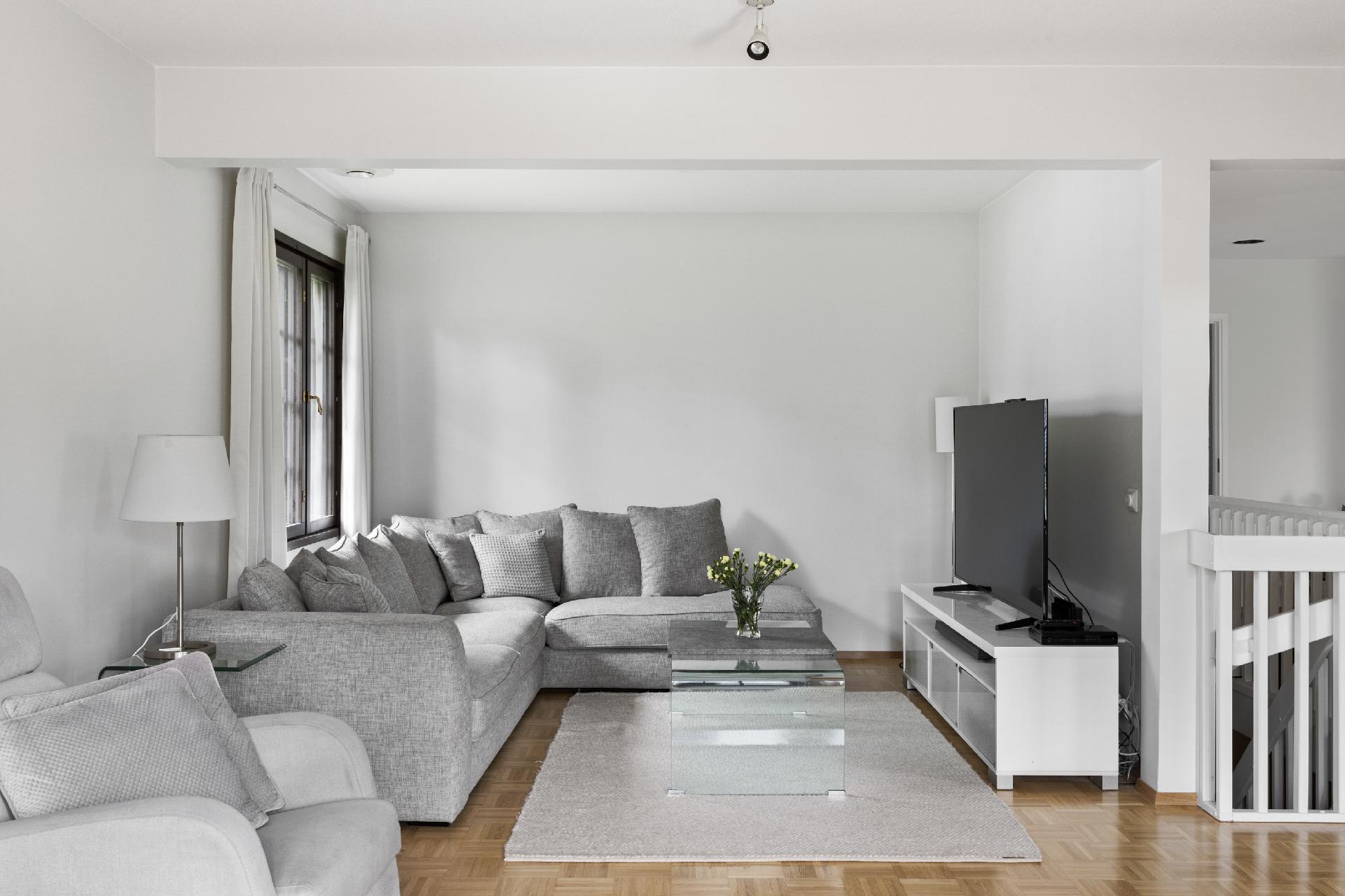 Päärynäpolku 5, Kavallinmäki, Espoo