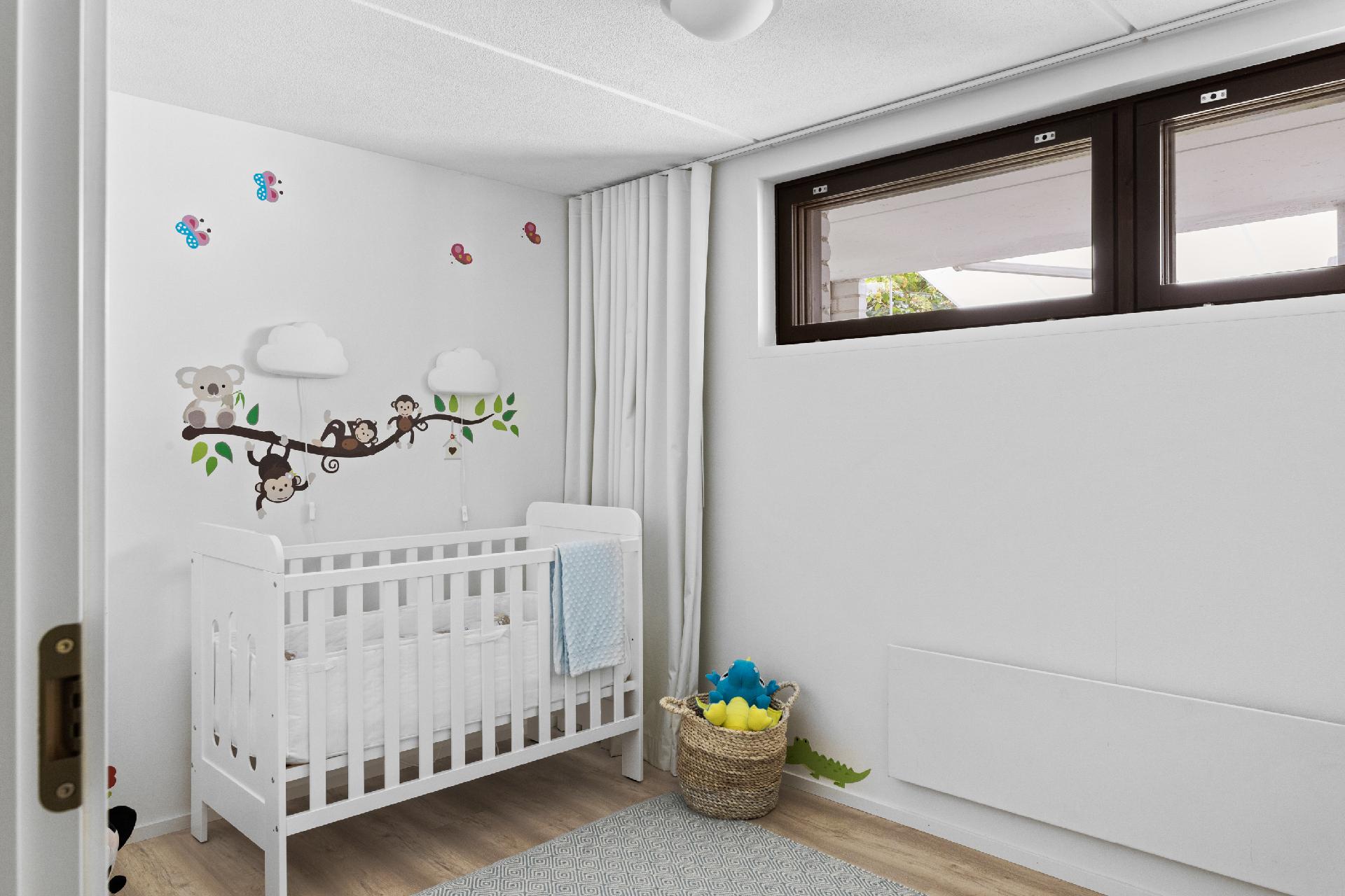 Päärynäpolku 5, Kavallinmäki, Espoo