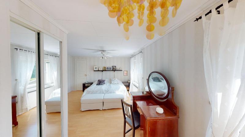 Päämakuuhuoneessa tilaa