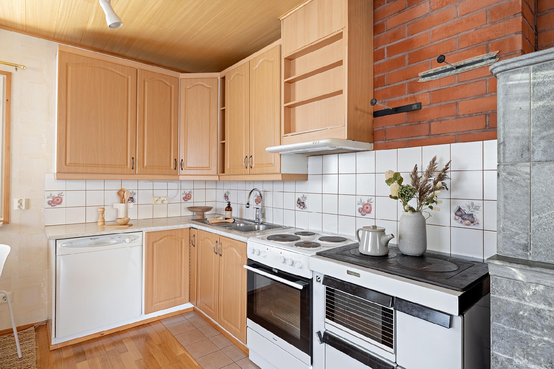 Oravatie 17, Putaalansaari, Utajärvi