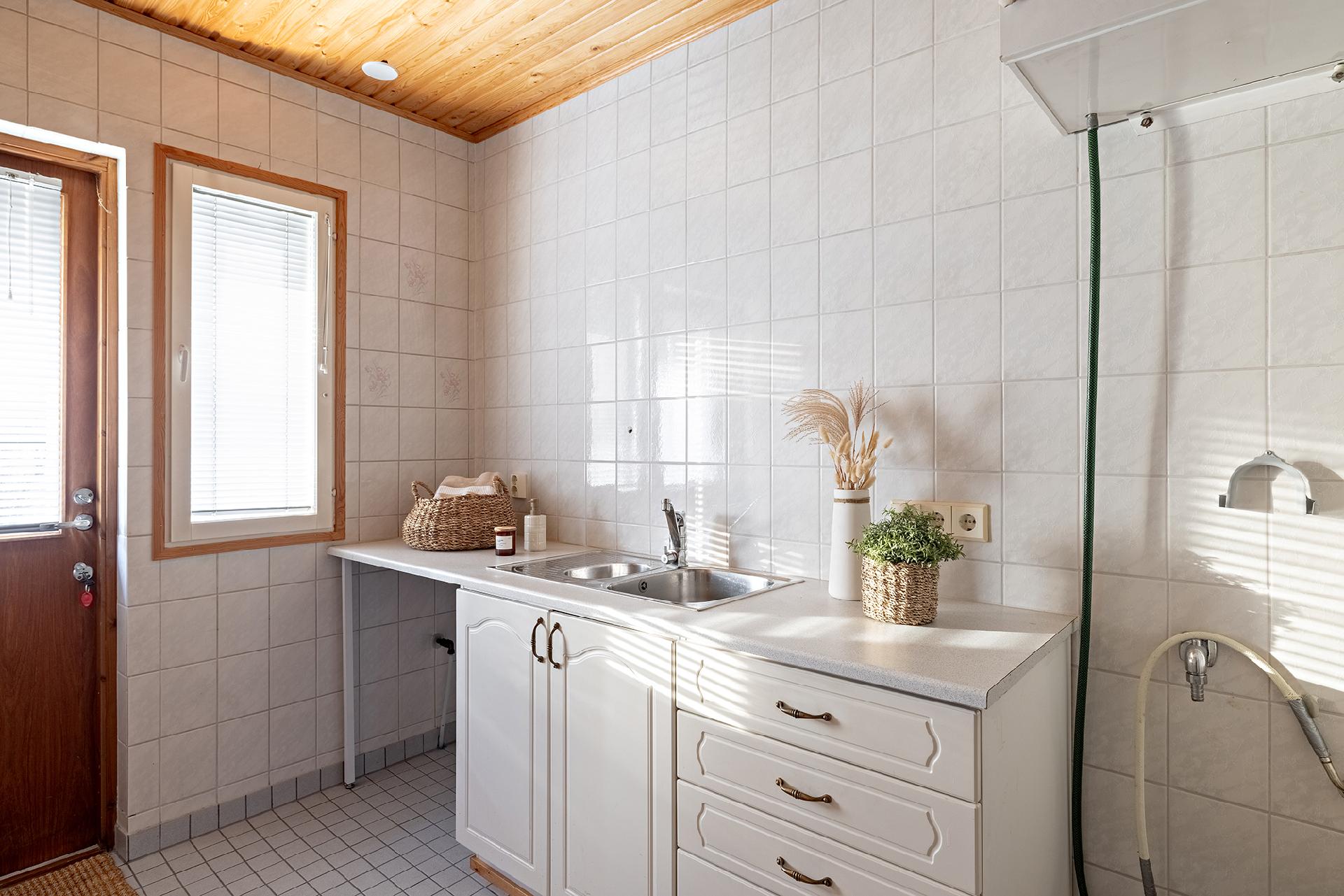 Oravatie 17, Putaalansaari, Utajärvi