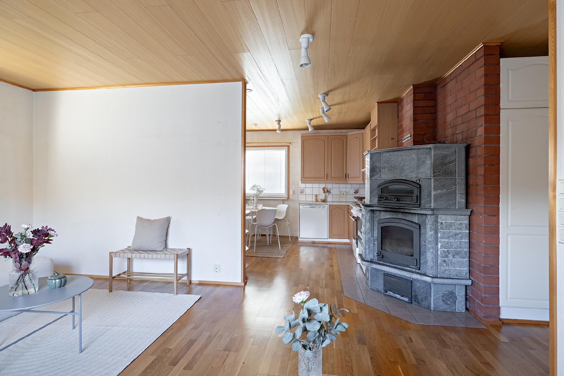 Oravatie 17, Putaalansaari, Utajärvi