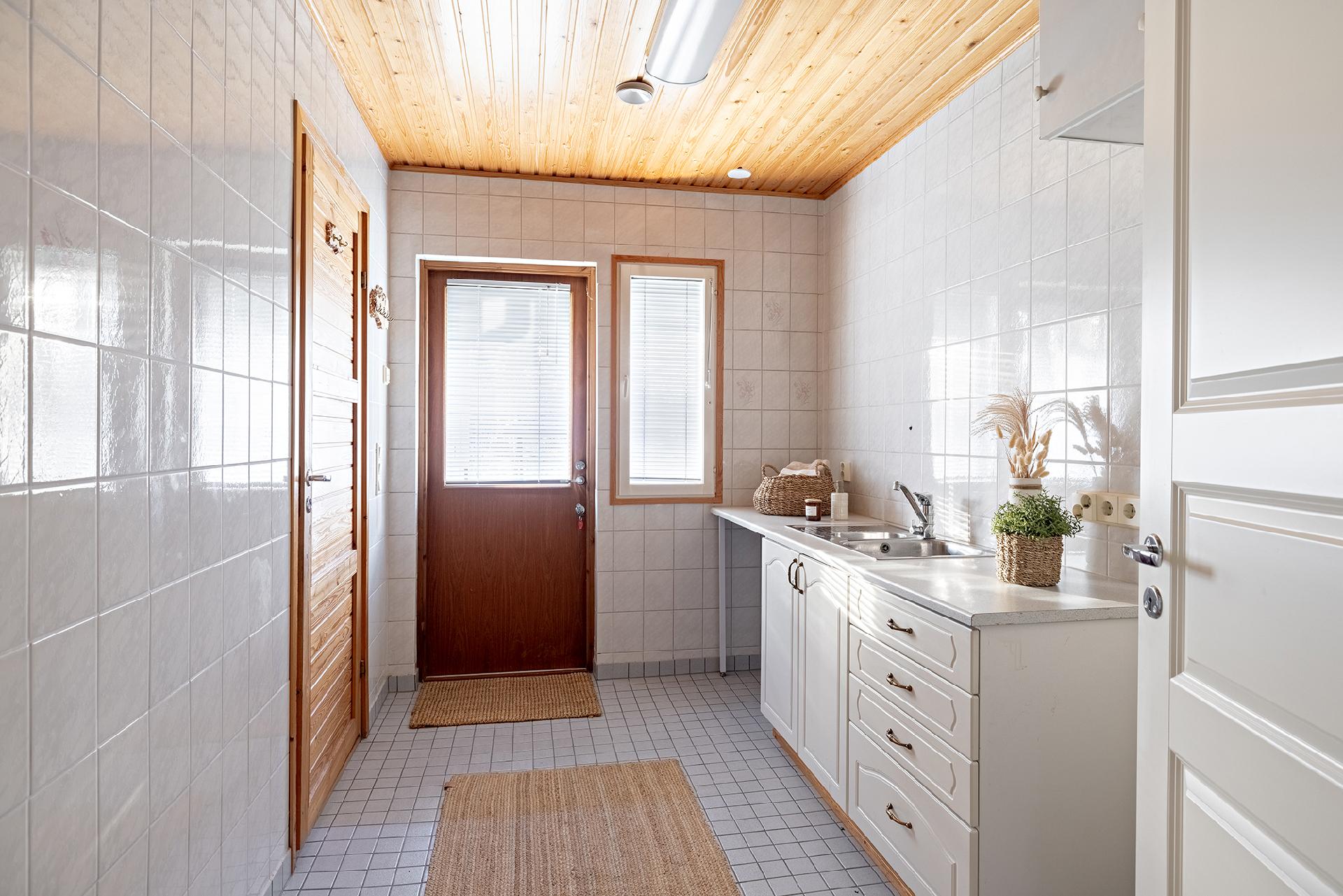 Oravatie 17, Putaalansaari, Utajärvi