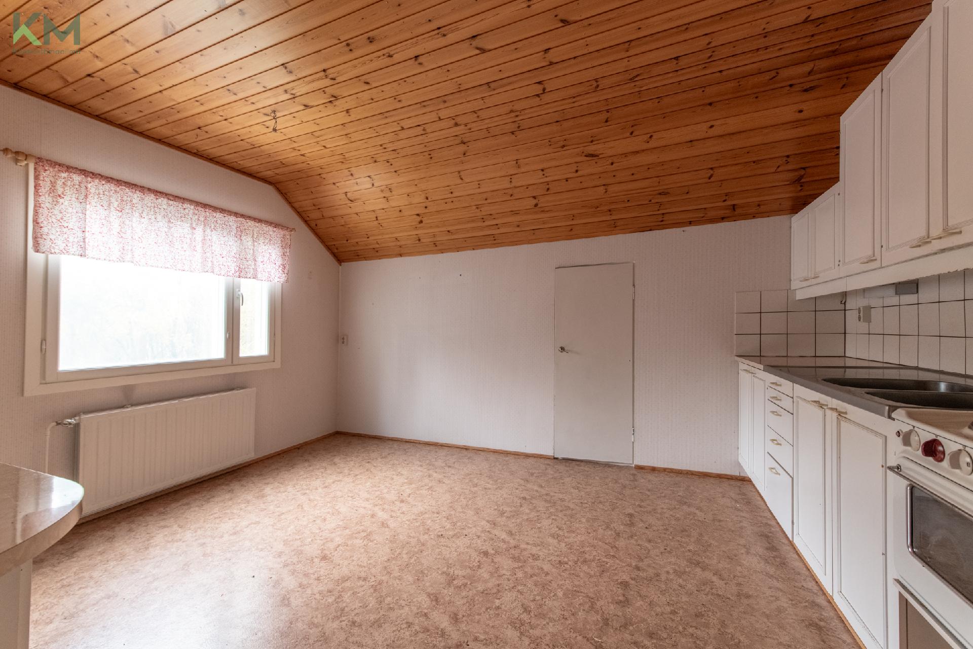 Kettutie 11, Autio, Kurikka