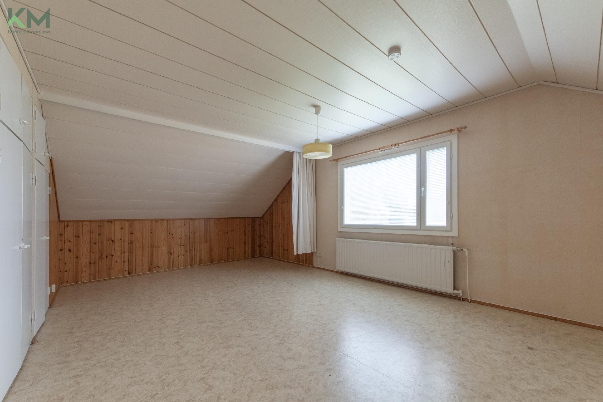 Kettutie 11, Autio, Kurikka