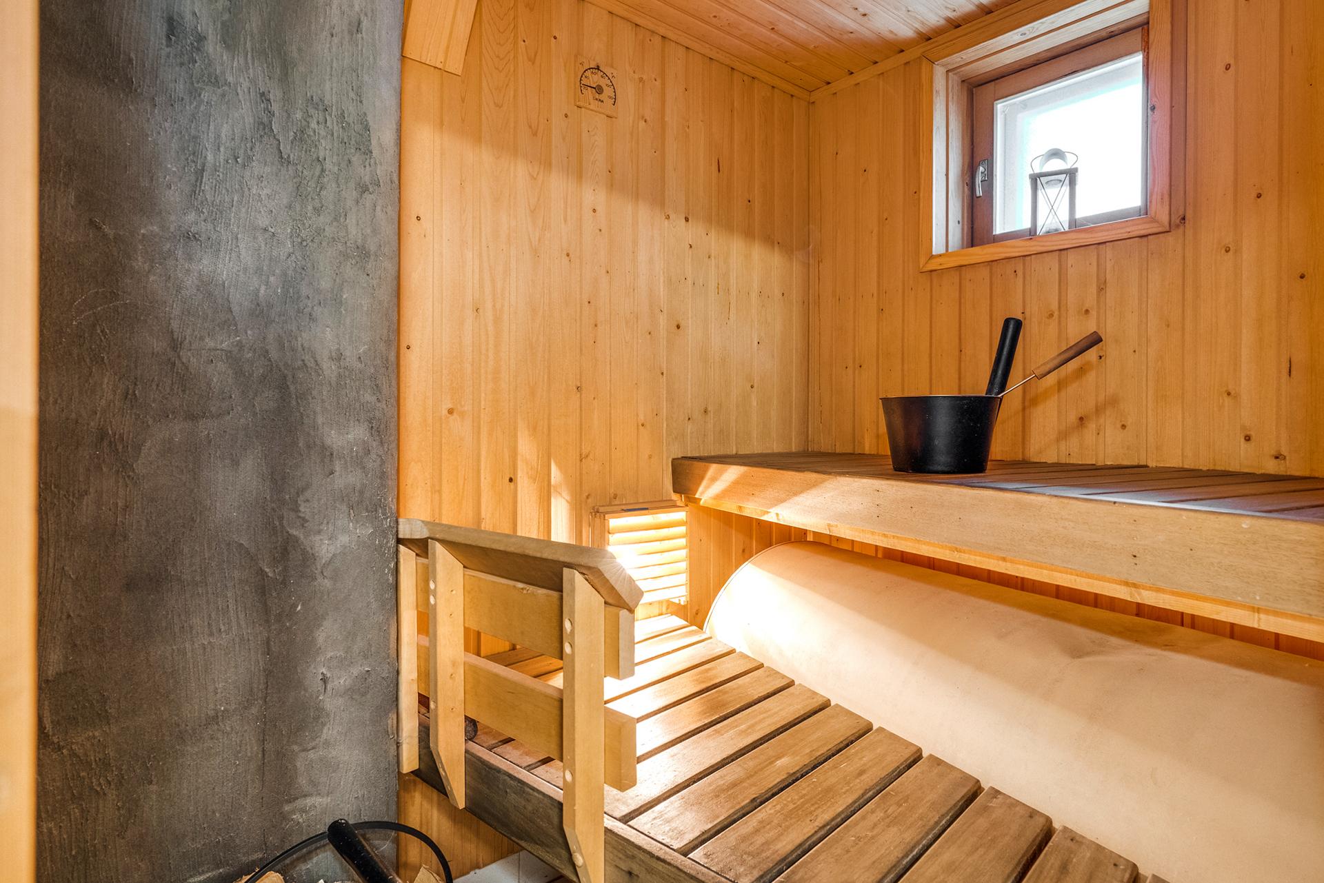 Santalahdentie 9, Pyynikki, Tampere